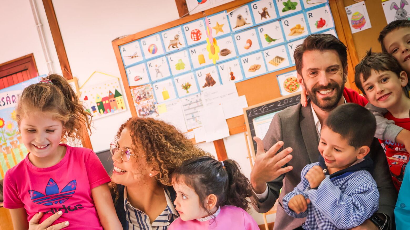 Castelo de Paiva: Executivo Municipal assinala Páscoa com entrega de 900 sortidos em escolas e IPSS