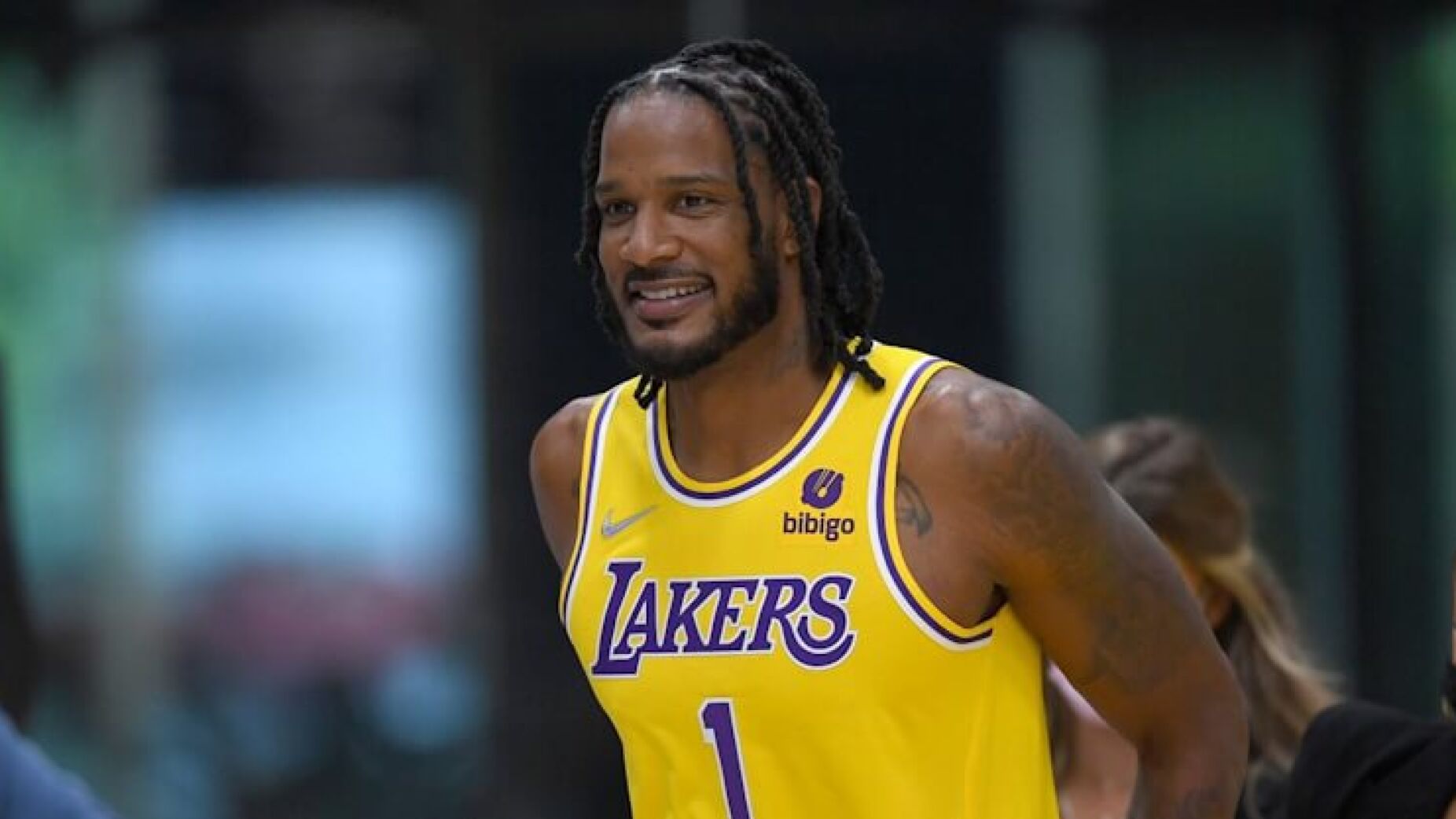 Ex-jogador falido após ganhar 100M€ na NBA