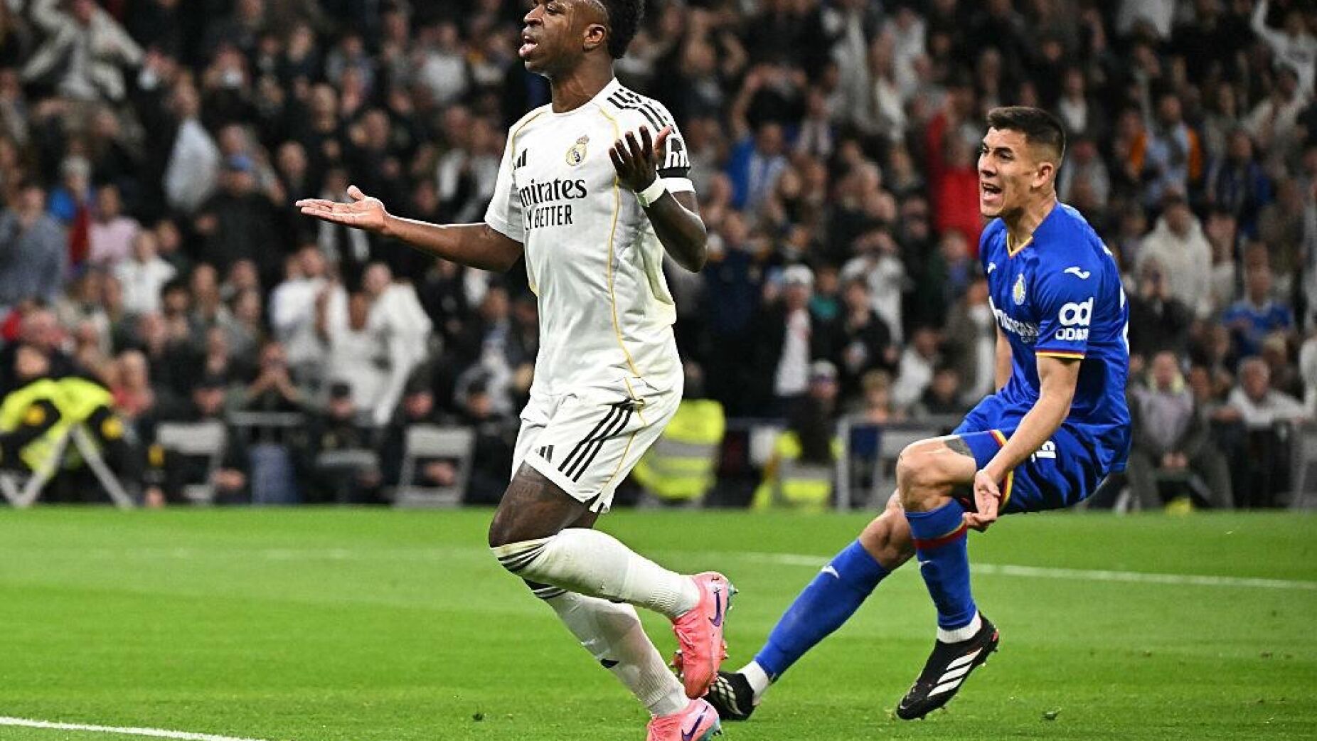 Tens&atilde;o ap&oacute;s o apito final: discuss&atilde;o aquece no Bernab&eacute;u