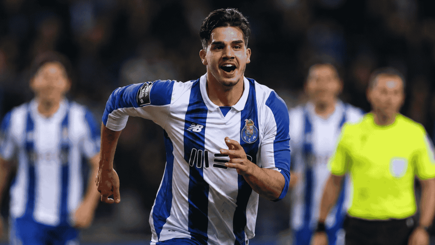 Saiu do Porto por 38 milh&otilde;es. Voltou de gra&ccedil;a. Andr&eacute; Silva est&aacute; de volta a casa.