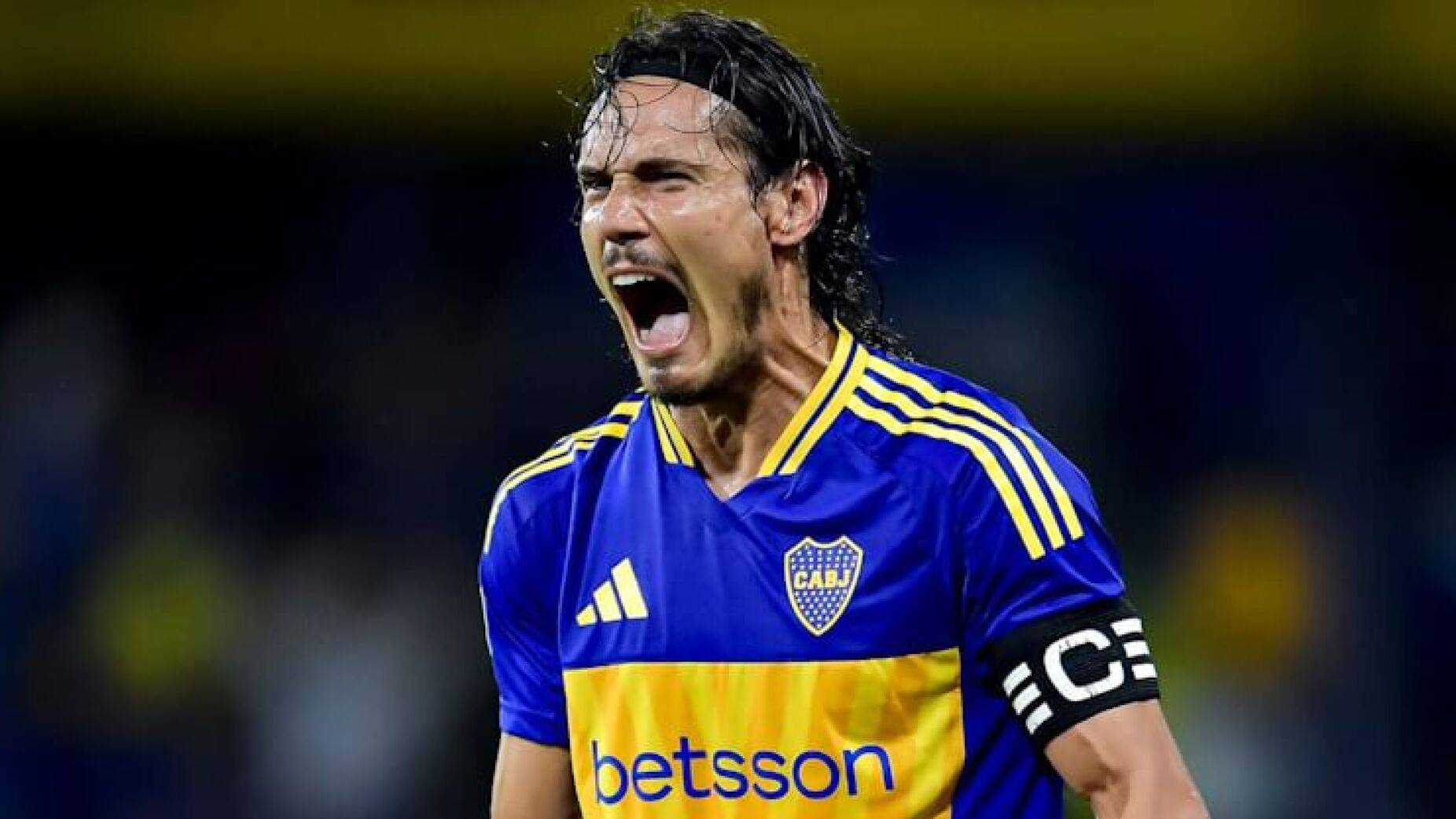Cavani confessa azia com o Benfica e explica o motivo