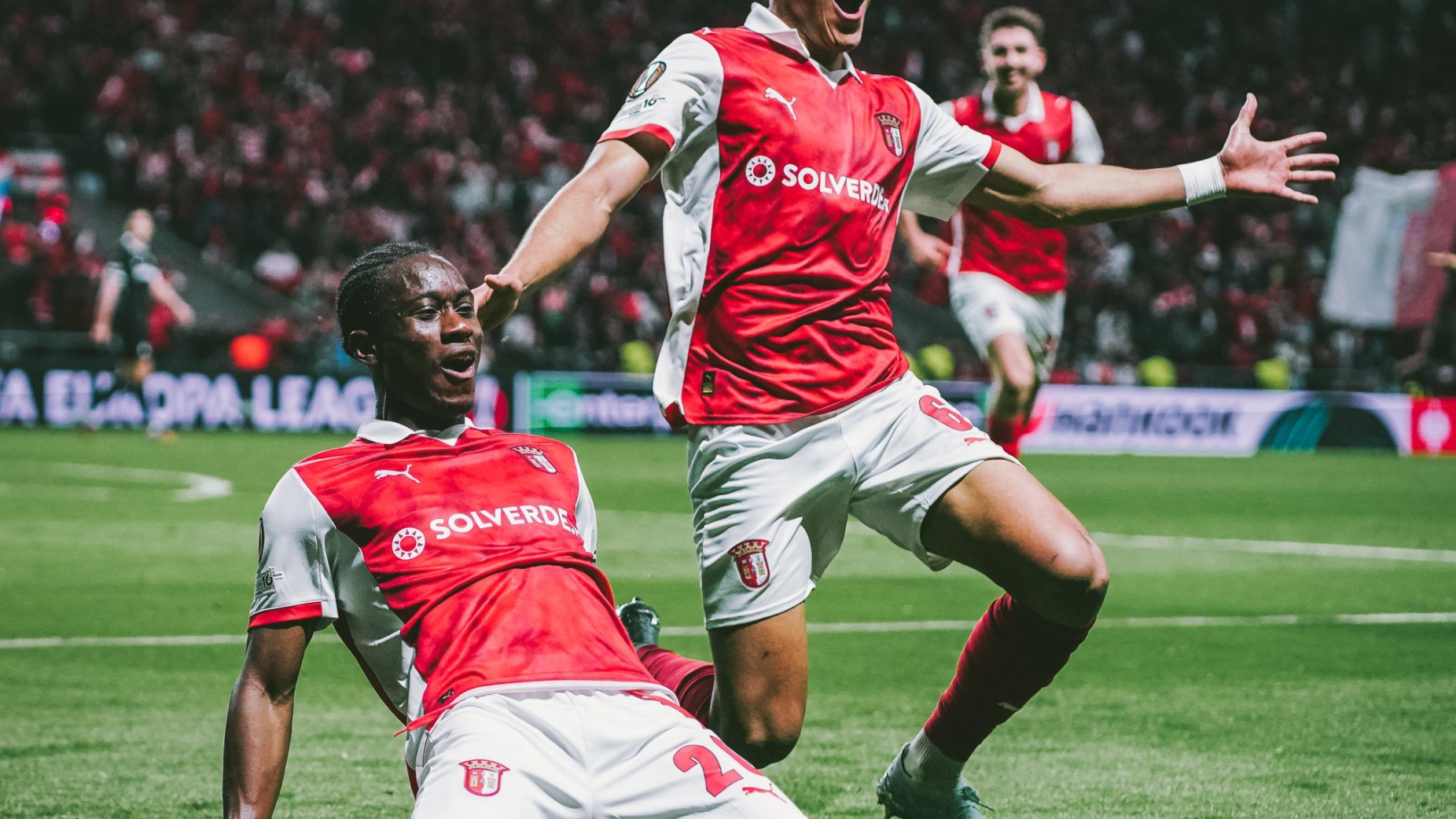 Braga 2-1 Friburgo: Dorgeles faz hist&oacute;ria nos descontos e Istambul fica mais perto