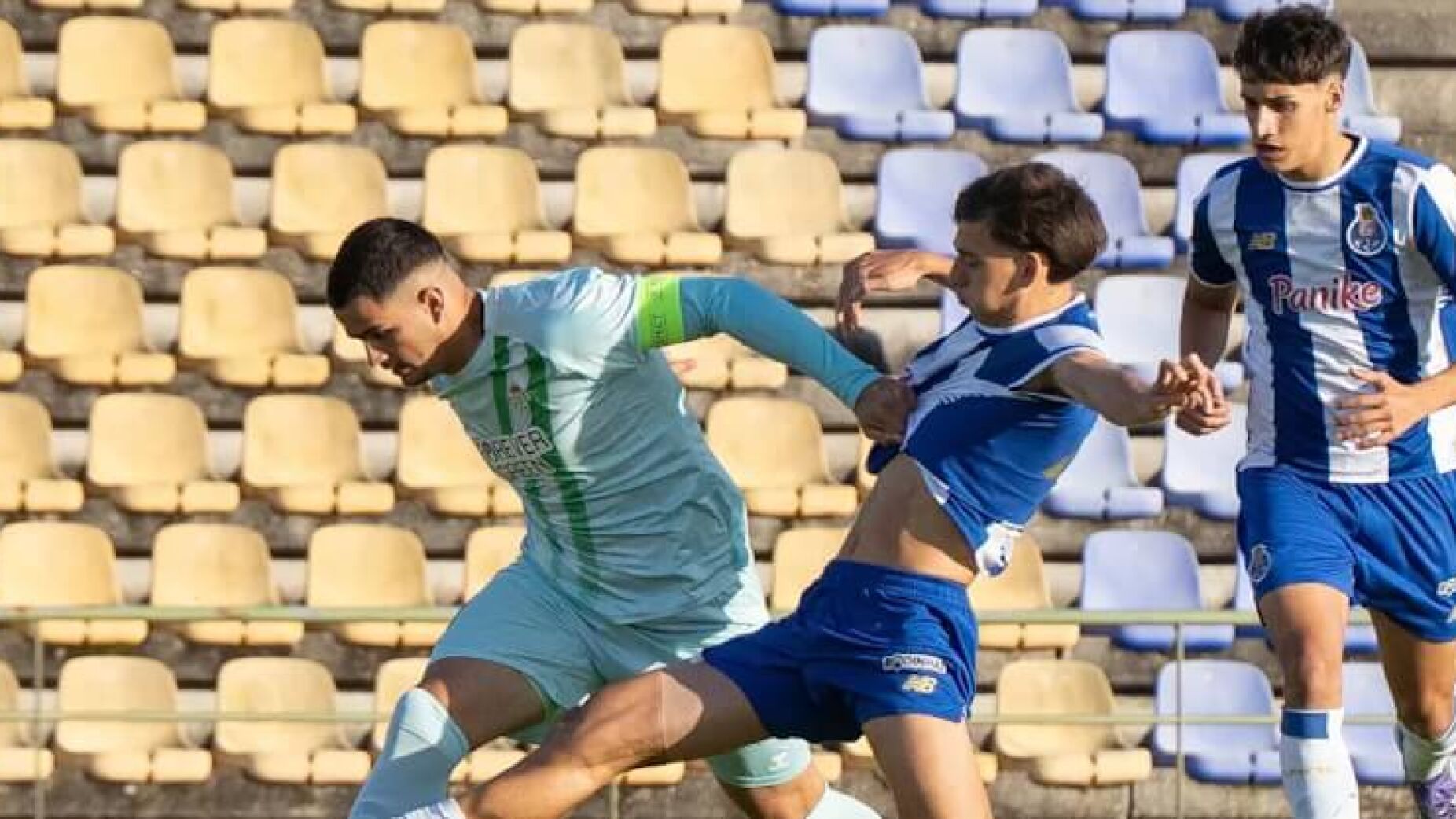 FC Porto goleado pelo Betis na Youth League e complica apuramento