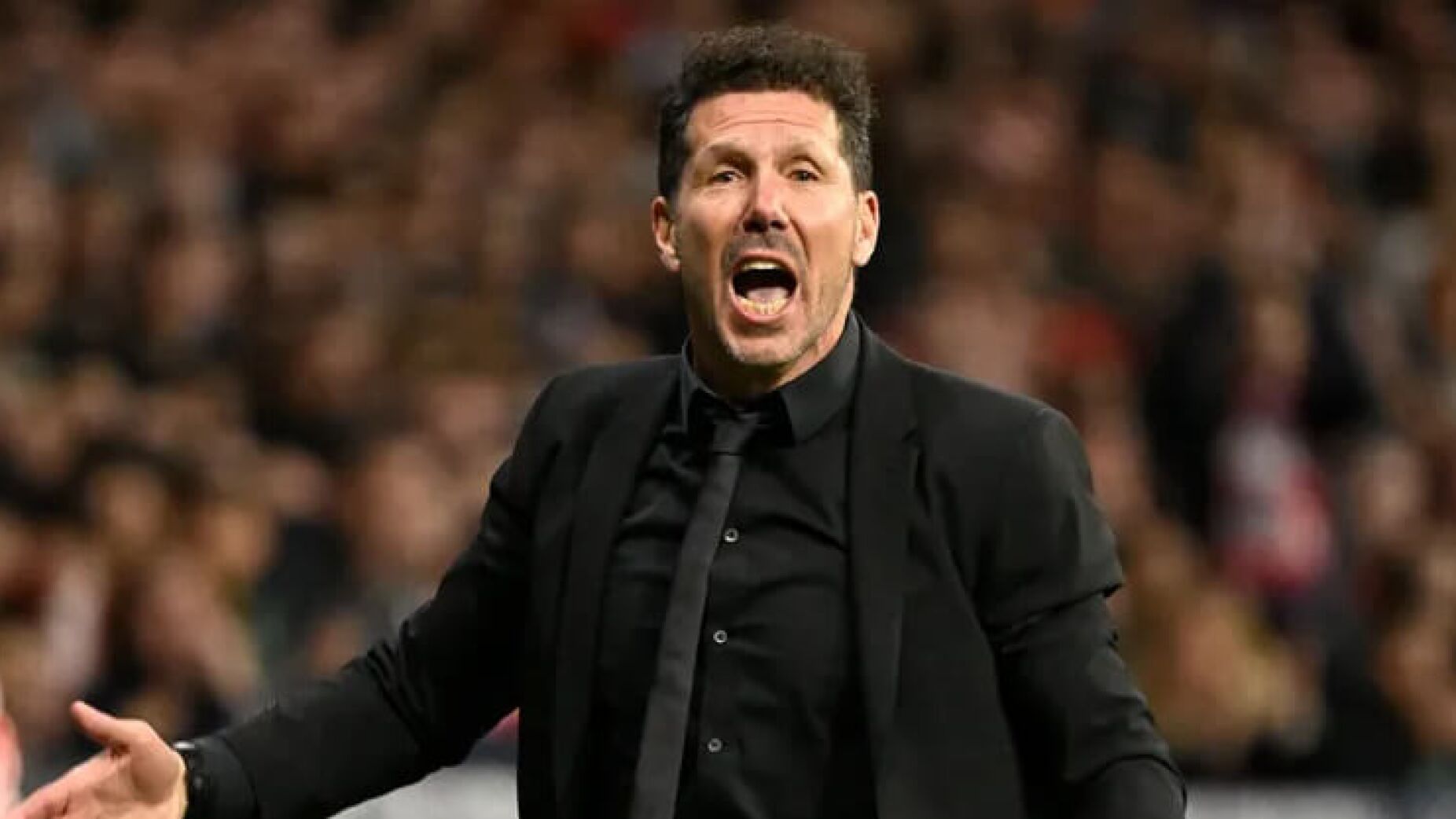 Simeone furioso arrasa penálti anulado no Atl. Madrid-Real