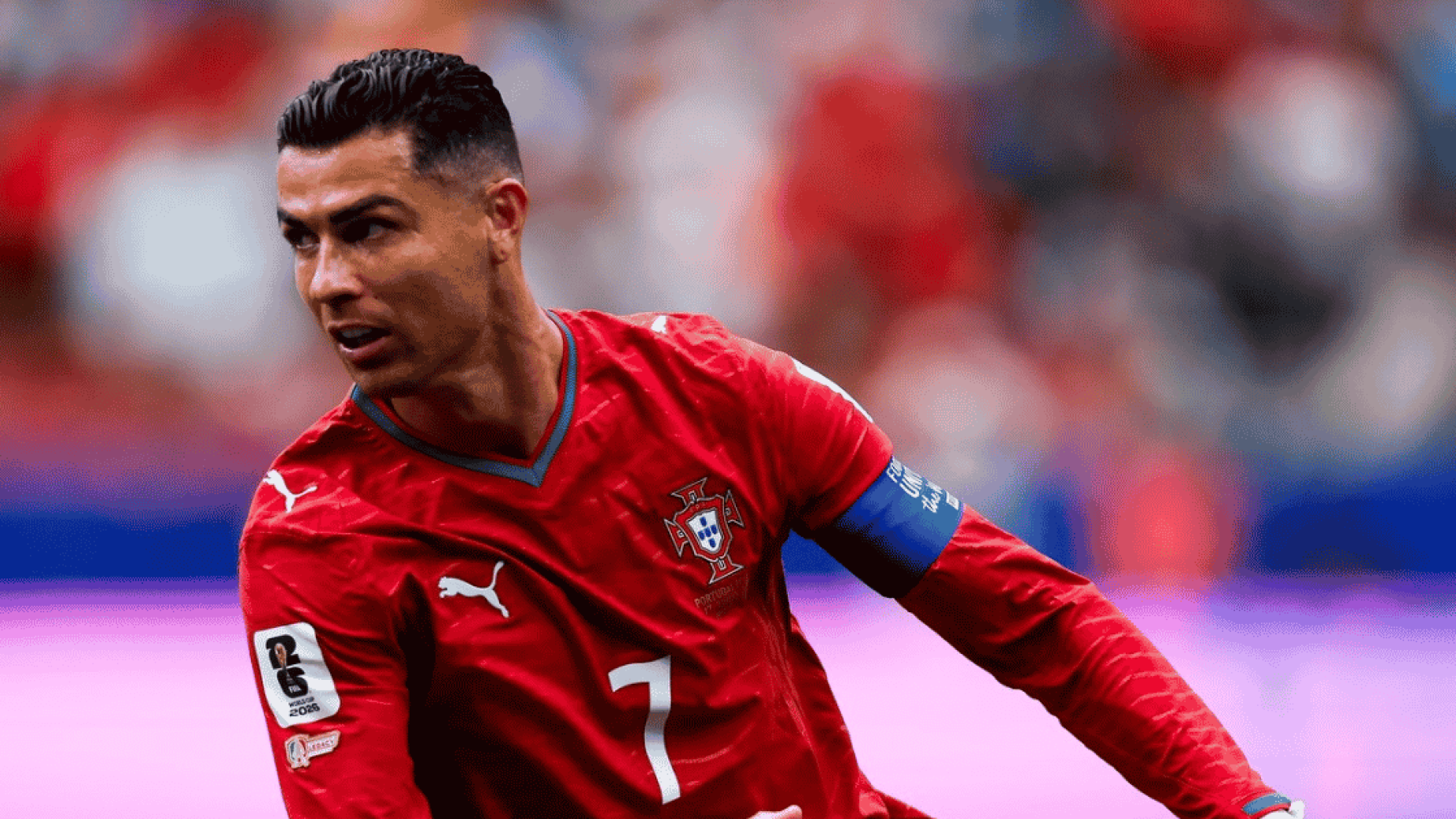 L&aacute; fora ningu&eacute;m poupou Ronaldo depois do empate