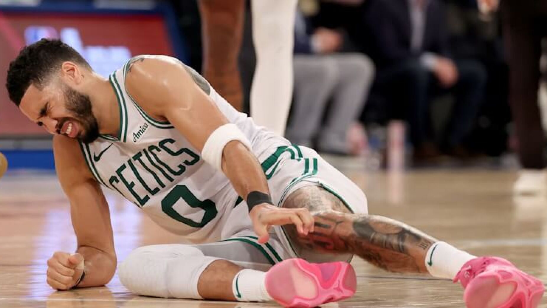Baixa de peso nos Celtics: Confirmada lesão grave de Jayson Tatum