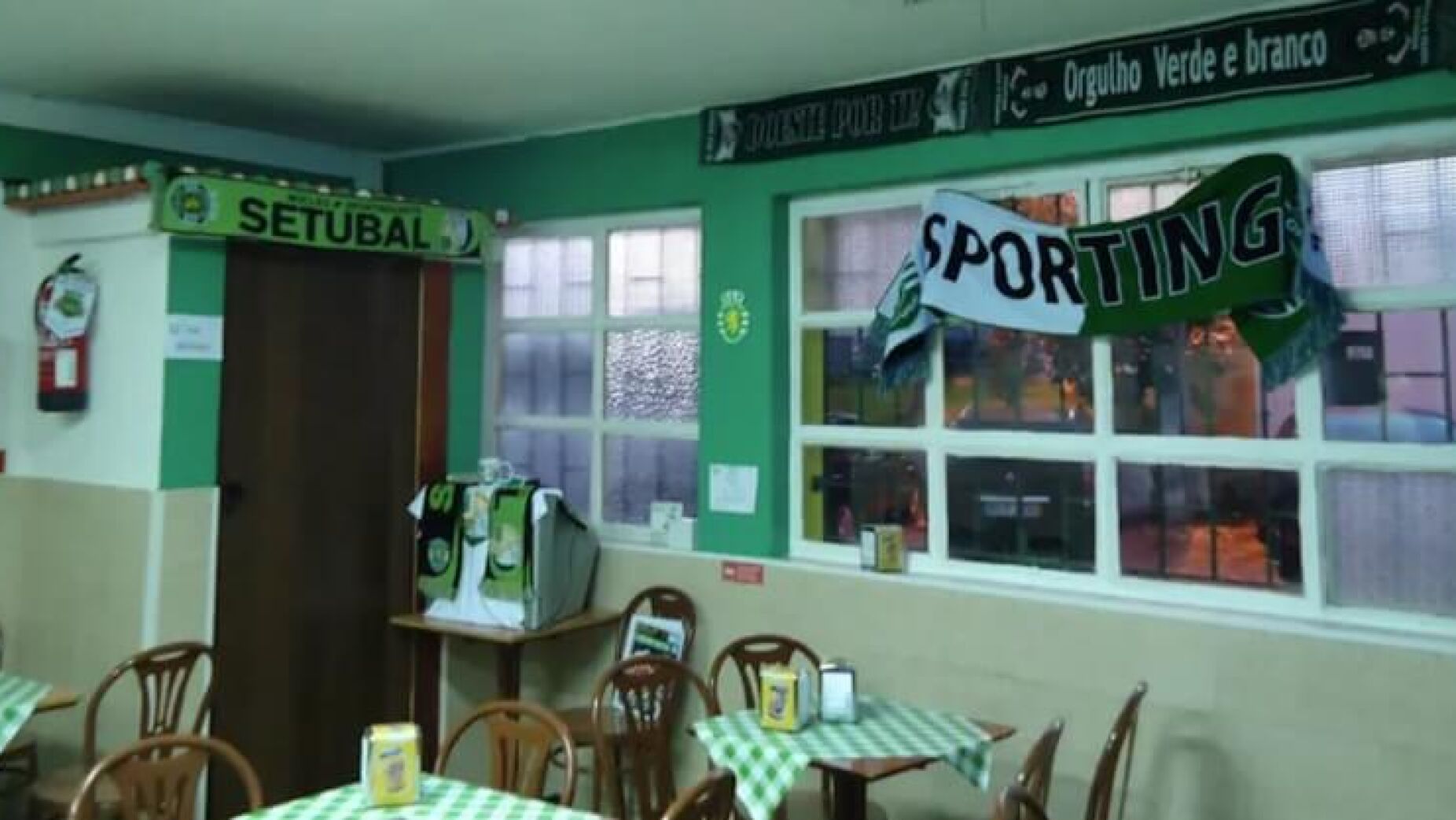 Ataque dos No Name Boys a Núcleo do Sporting: "Esfaquearam o meu filho"