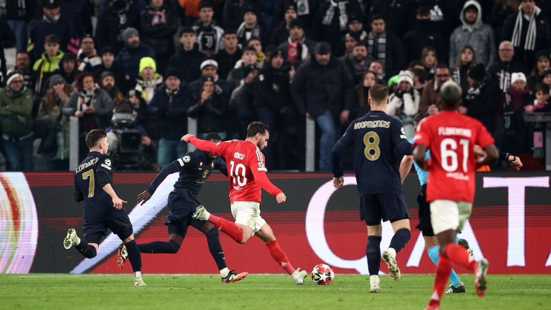 Juventus prepara rece&ccedil;&atilde;o ao Benfica com tr&ecirc;s aus&ecirc;ncias e press&atilde;o m&aacute;xima na Champions