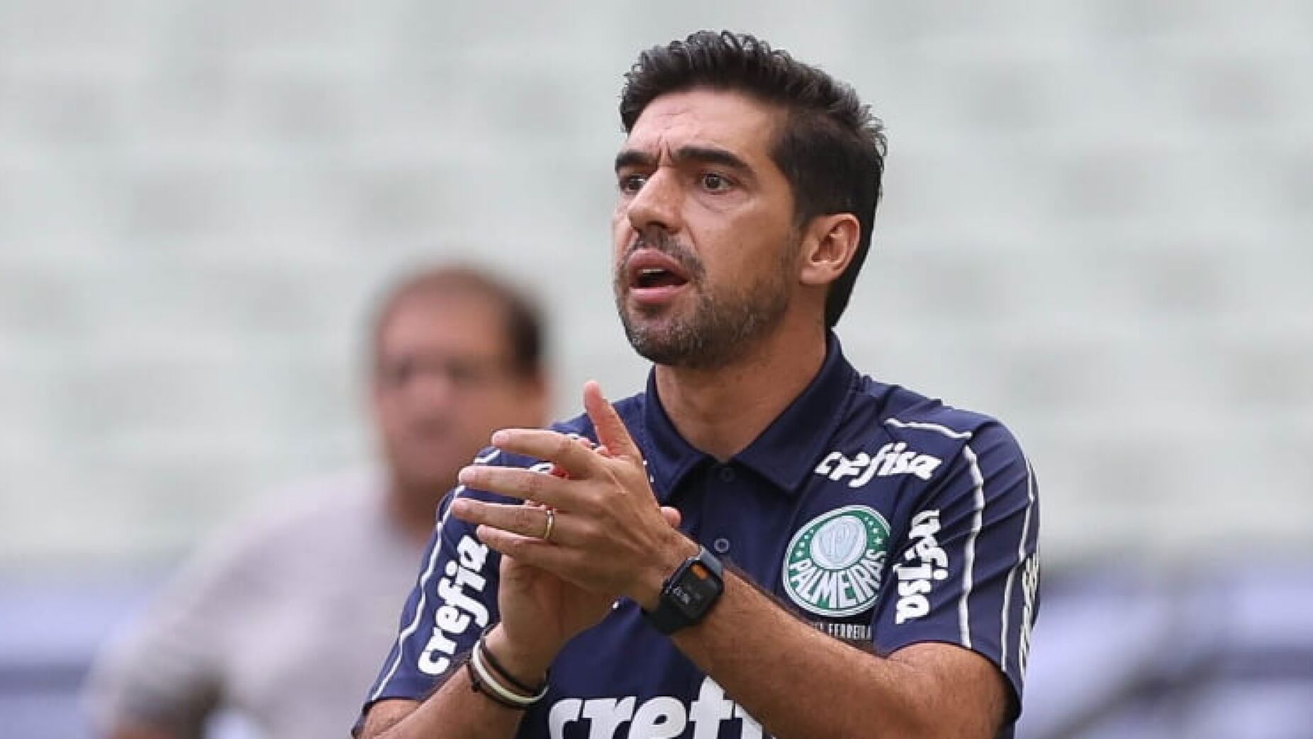 Leila Pereira reeleita presidente do Palmeiras e agora a prioridade é Abel Ferreira