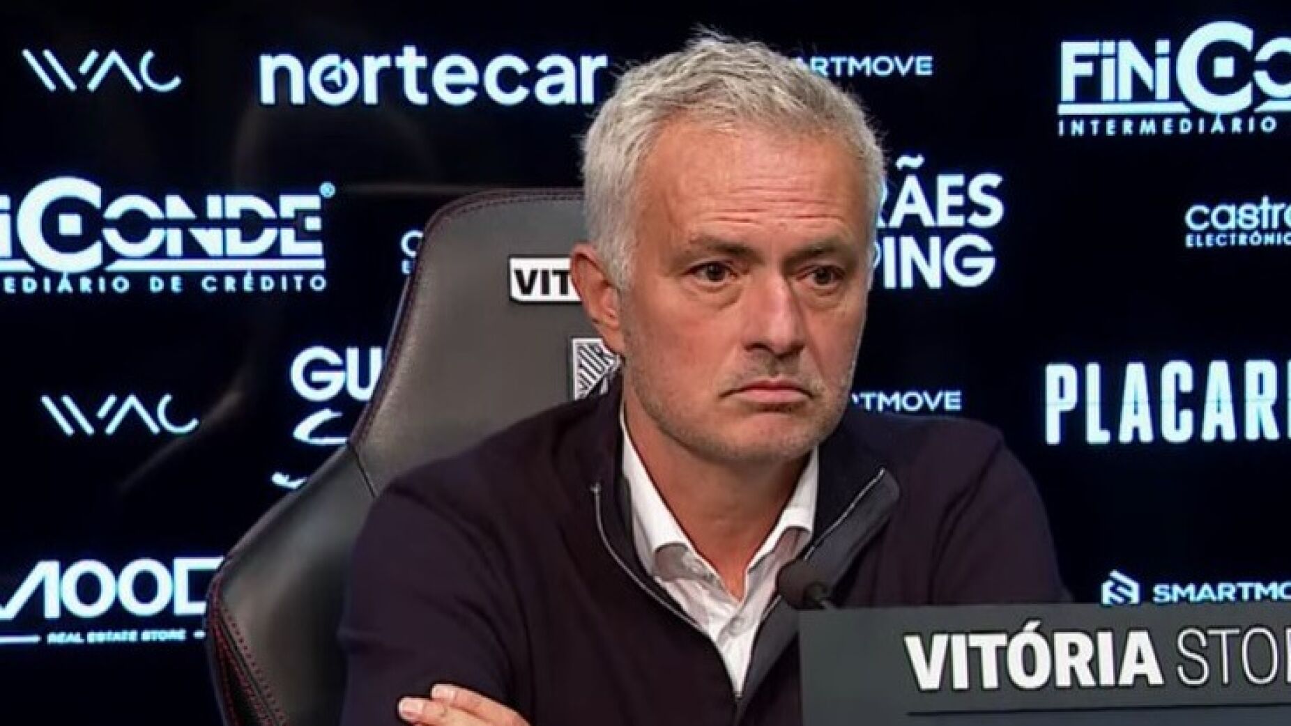 Mourinho reage a críticas de Luís Pinto: "Quando tinha a idade dele..."