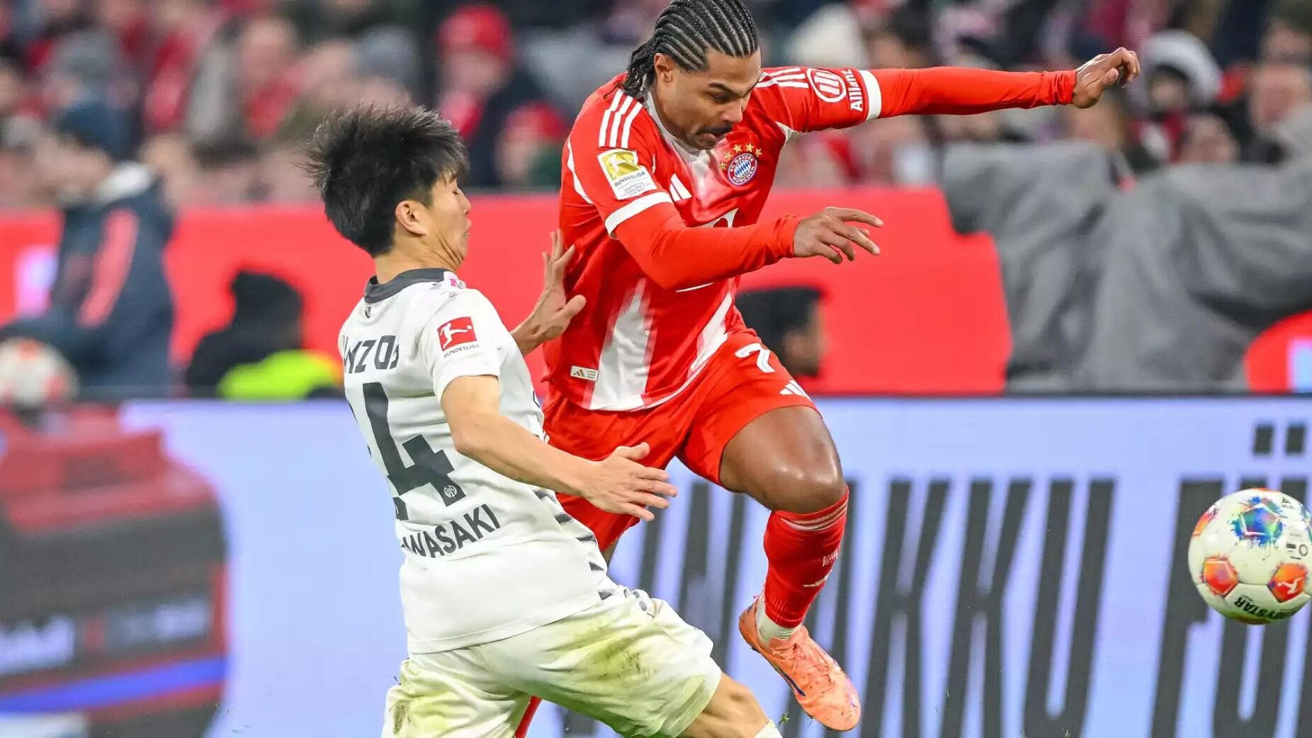 Choque na Baviera: Bayern tropeça em casa com o último classificado e Bundesliga aquece