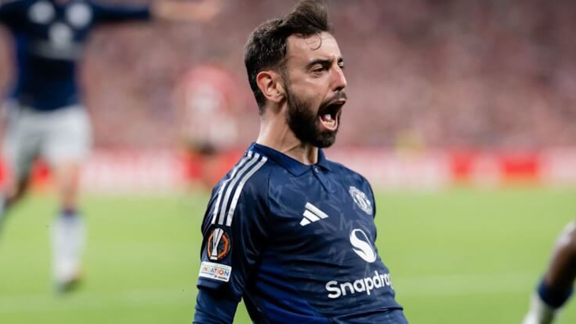 Bruno Fernandes bisa e coloca Man. United perto da final da Liga Europa