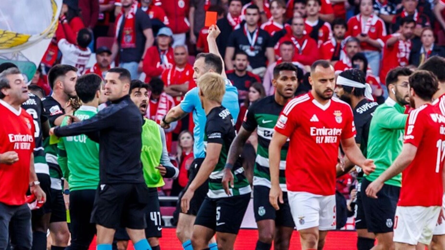 Sporting perde jogador para o resto da época após discussão com Otamendi
