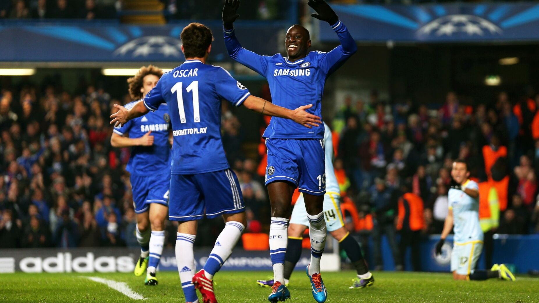 Chelsea apela &agrave; m&aacute;xima prud&ecirc;ncia dos adeptos antes da desloca&ccedil;&atilde;o decisiva a N&aacute;poles