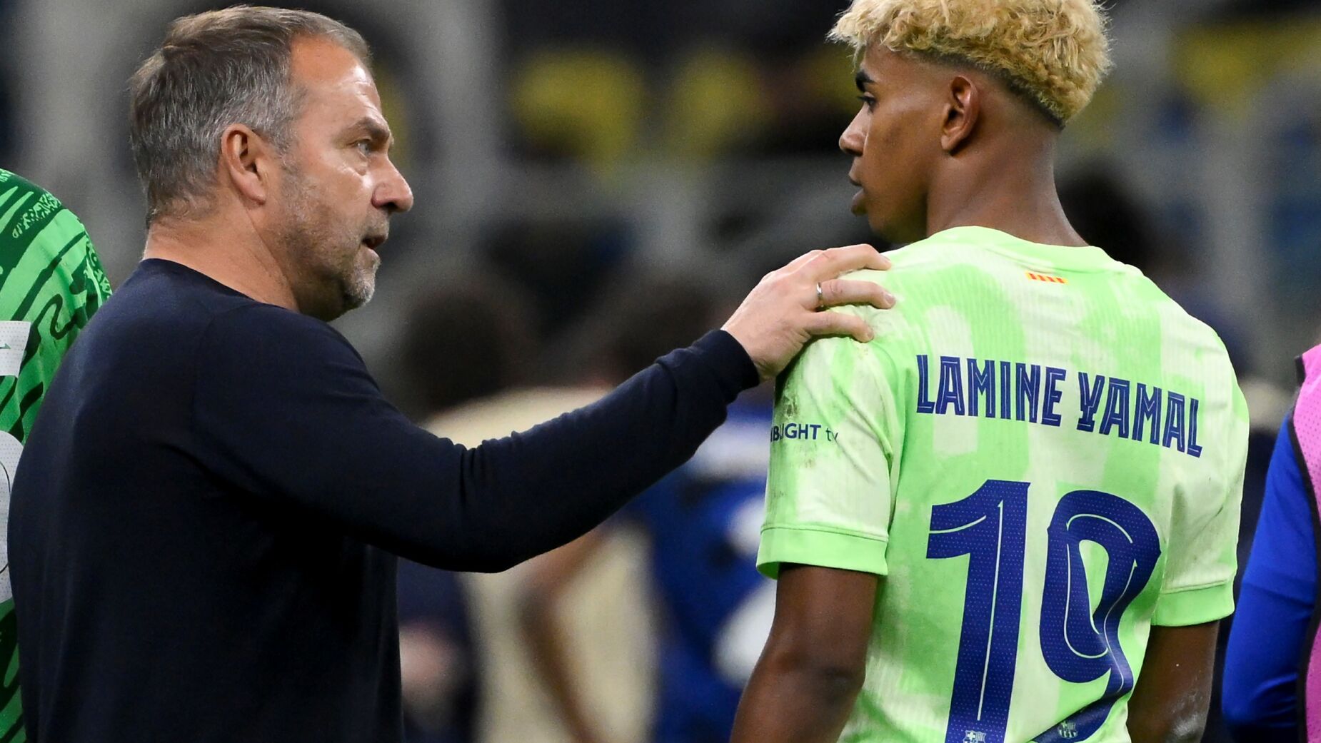 Flick reage ao caso Yamal e deixa recado duro: “É um pequeno grupo de idiotas”