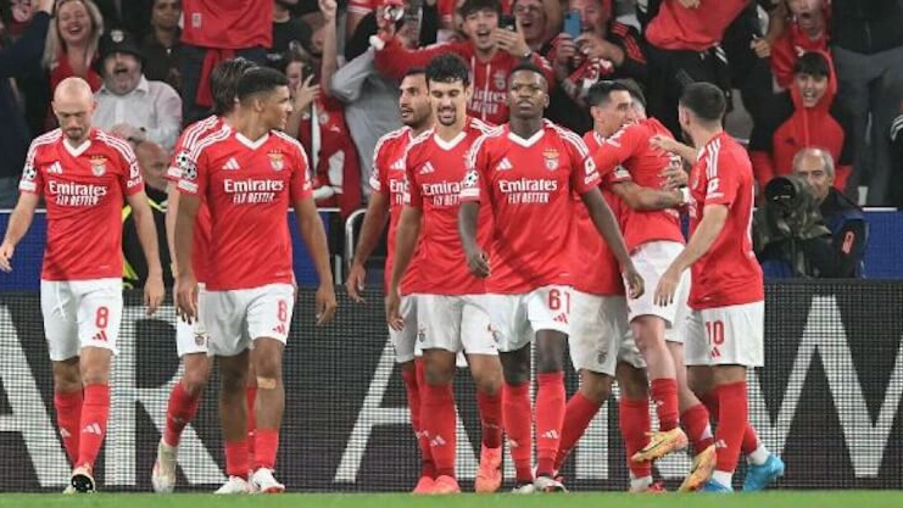 Benfica com baixa de peso para a visita ao Bayern de Munique