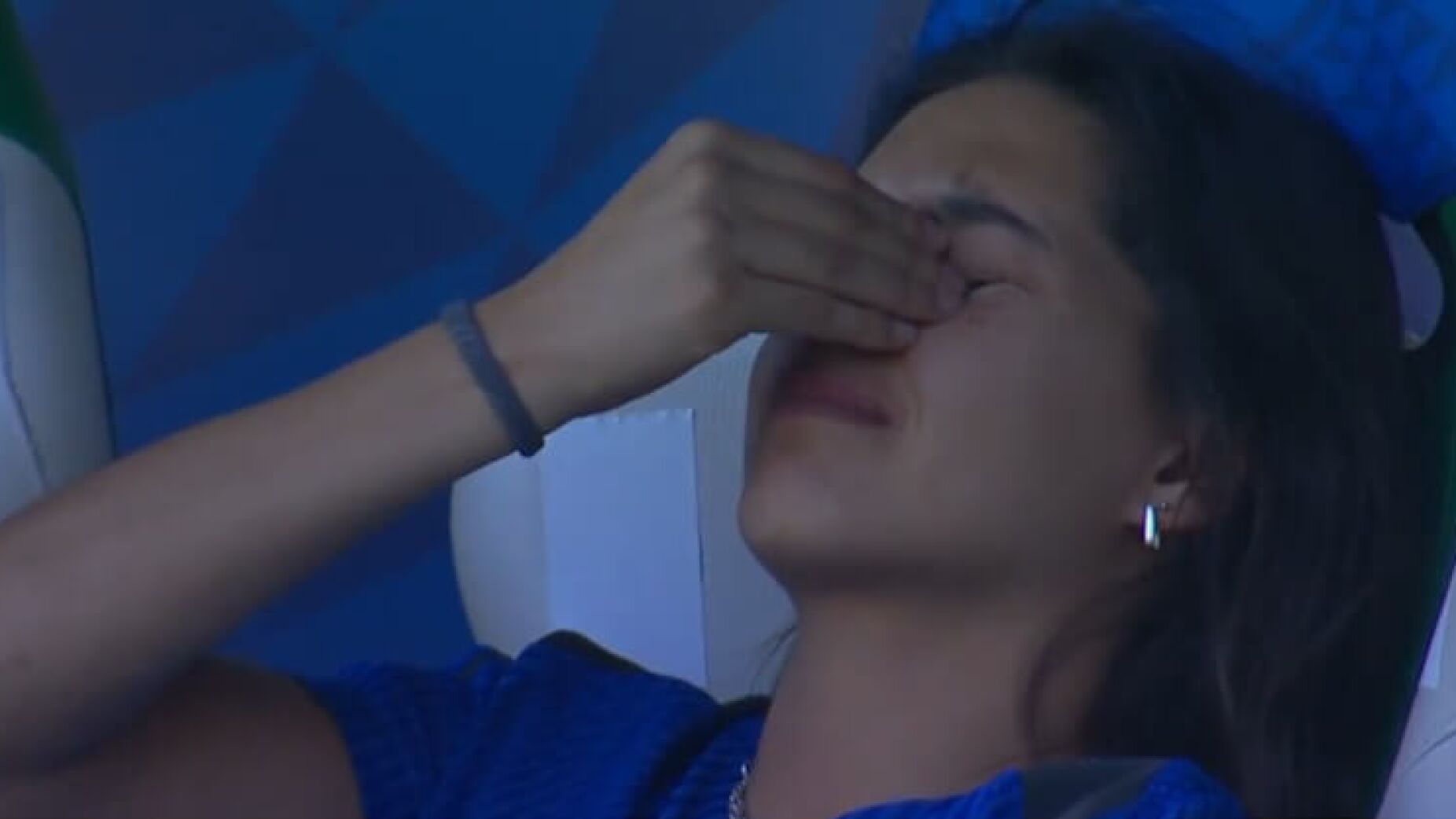 Kika Nazareth chora em Alvalade antes da final da Champions