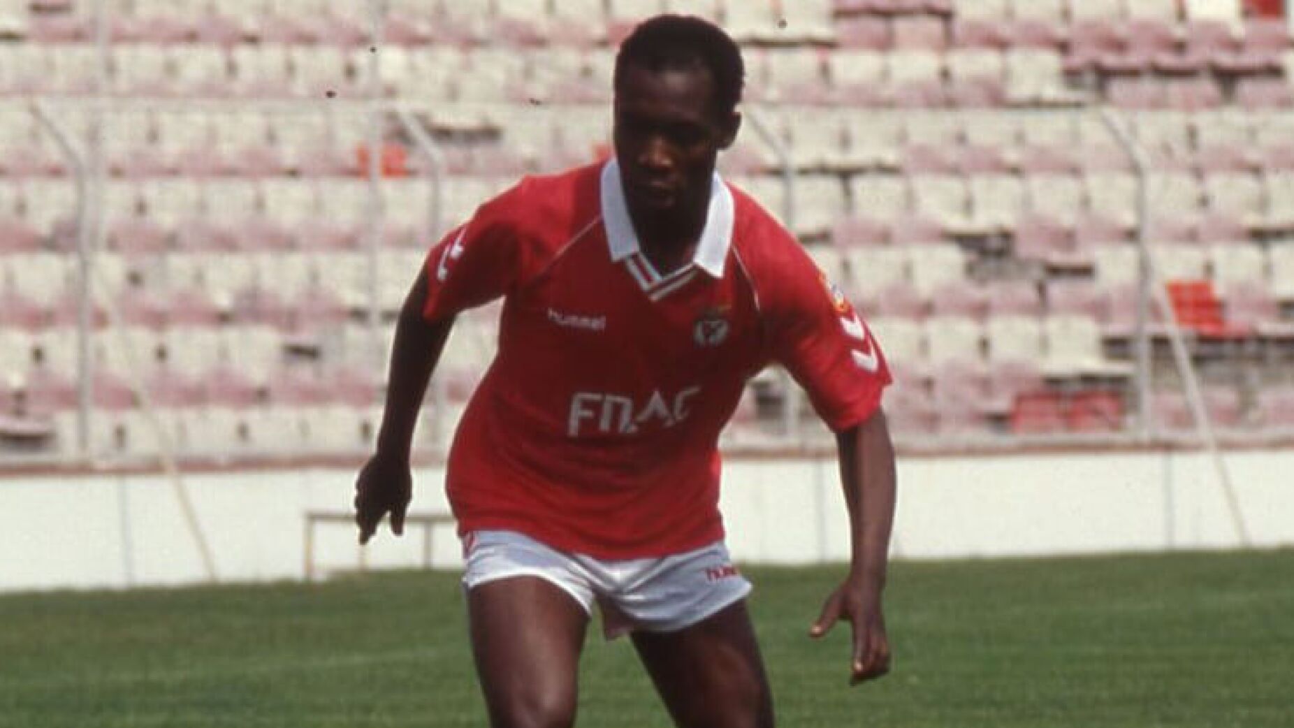 “Mão de Vata” completa 35 anos: o golo que ainda divide opiniões