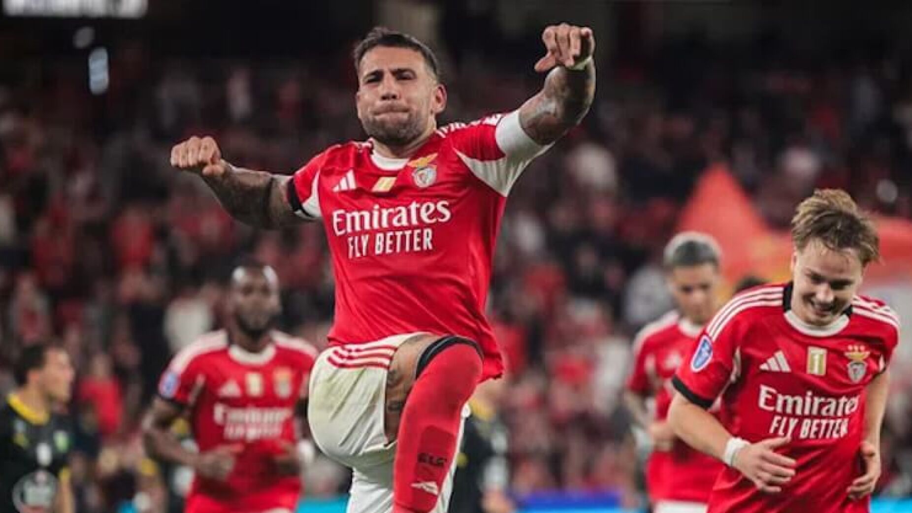 Benfica vence Tondela e marca encontro com o Braga na final four da Taça da Liga