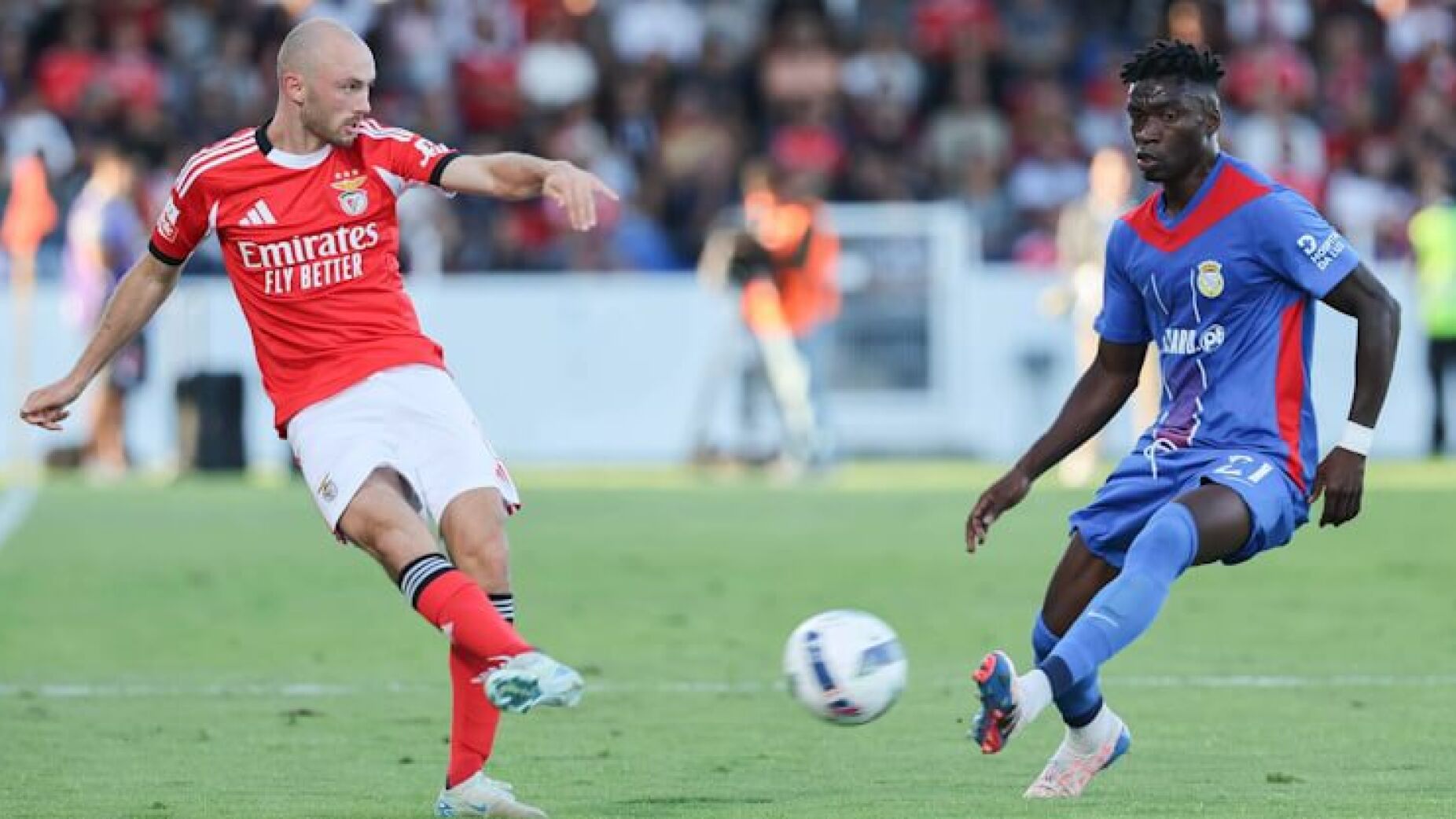 O aviso do Benfica após a arbitragem do jogo com o Alverca