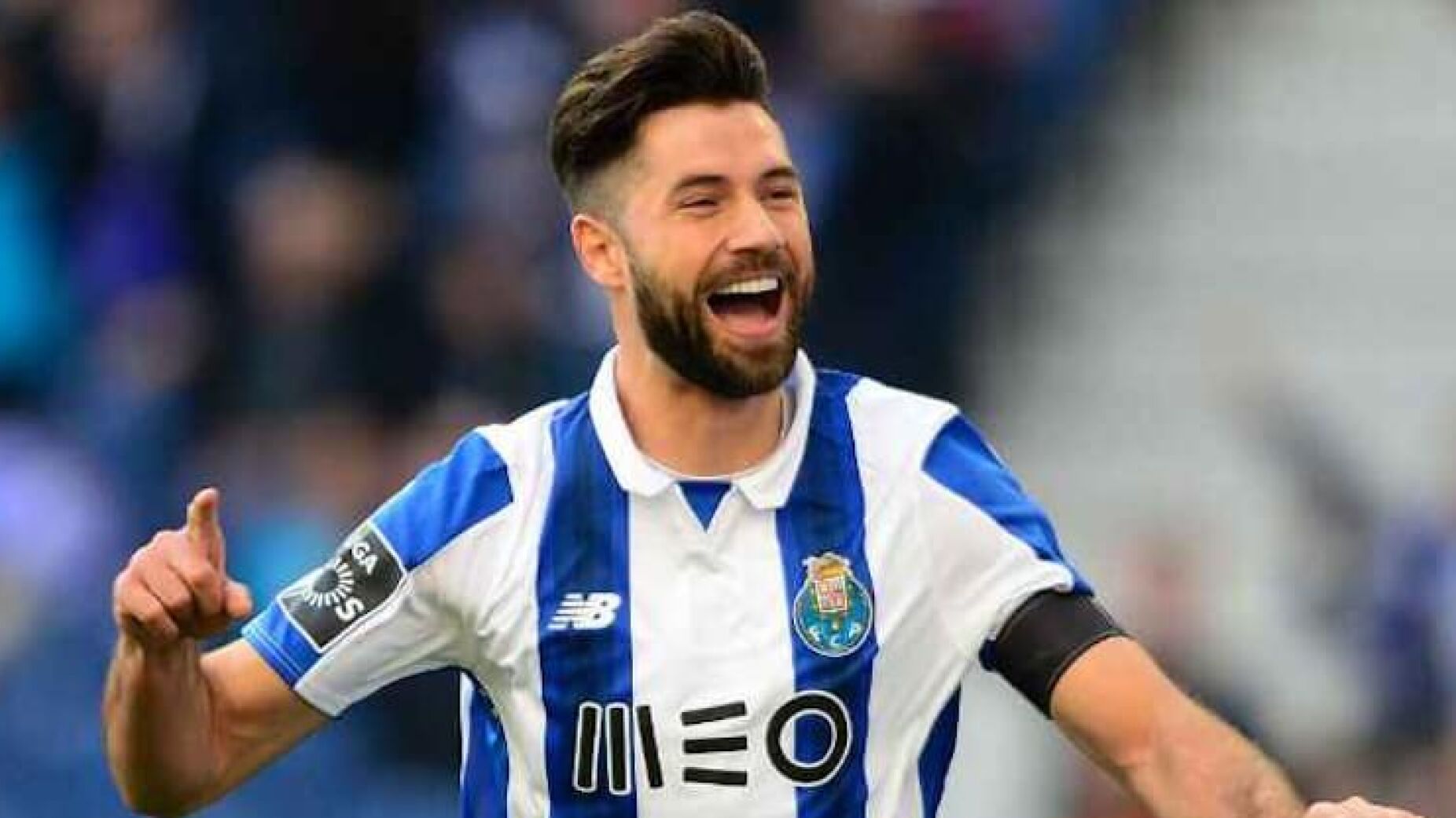 Felipe recorda FC Porto: "Momentos inesquecíveis" (Fotos)