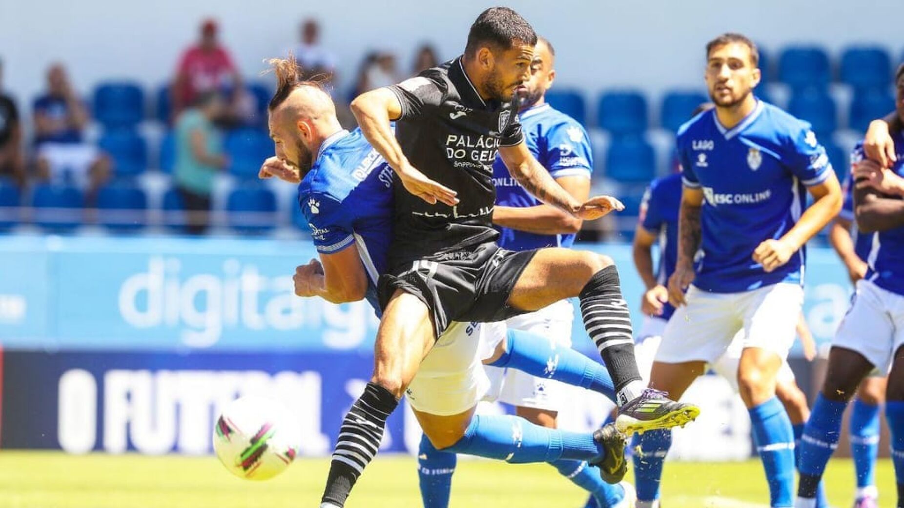 Feirense e Acad&eacute;mico de Viseu Anulam-se Num 0-0 Marcado pela Falta de Inspira&ccedil;&atilde;o