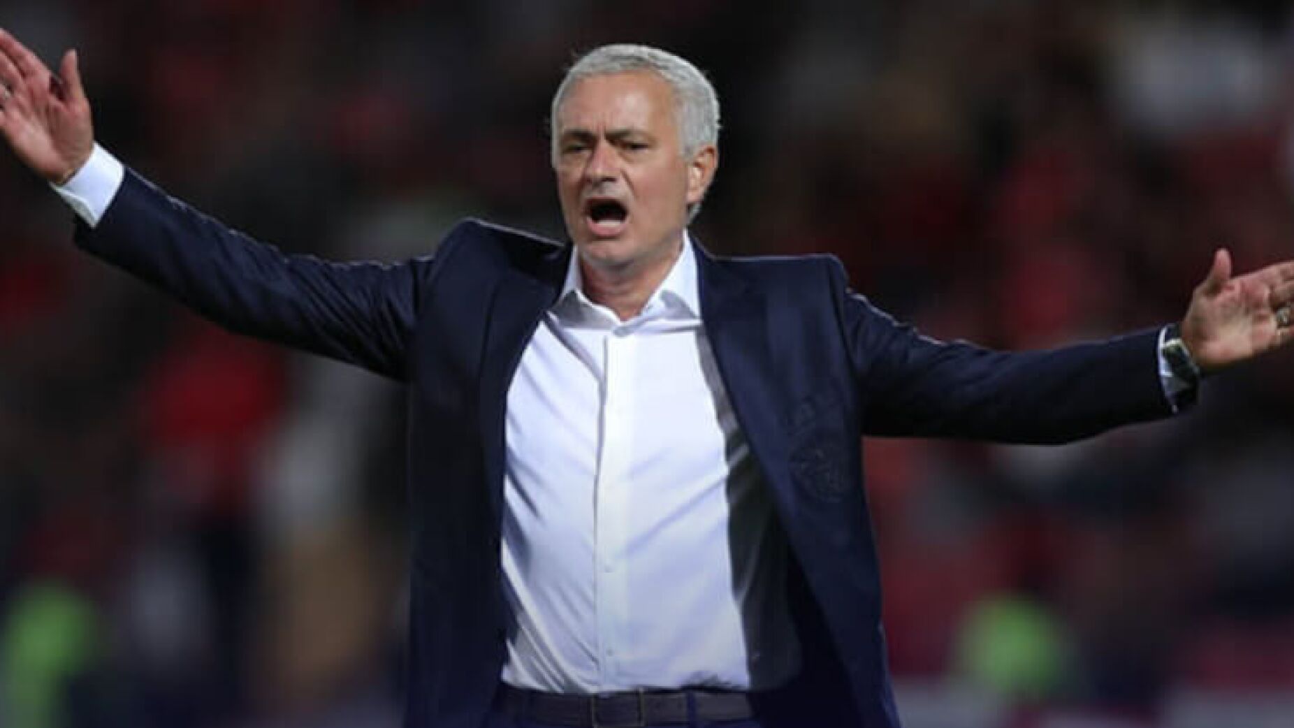 Árbitros avançam com queixa contra José Mourinho