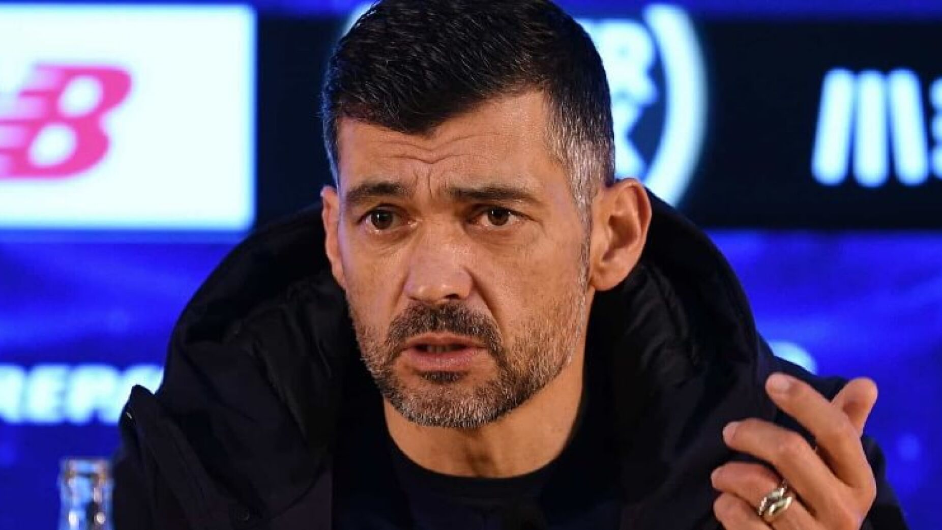 Sérgio Conceição apontado a histórico endinheirado da Premier League