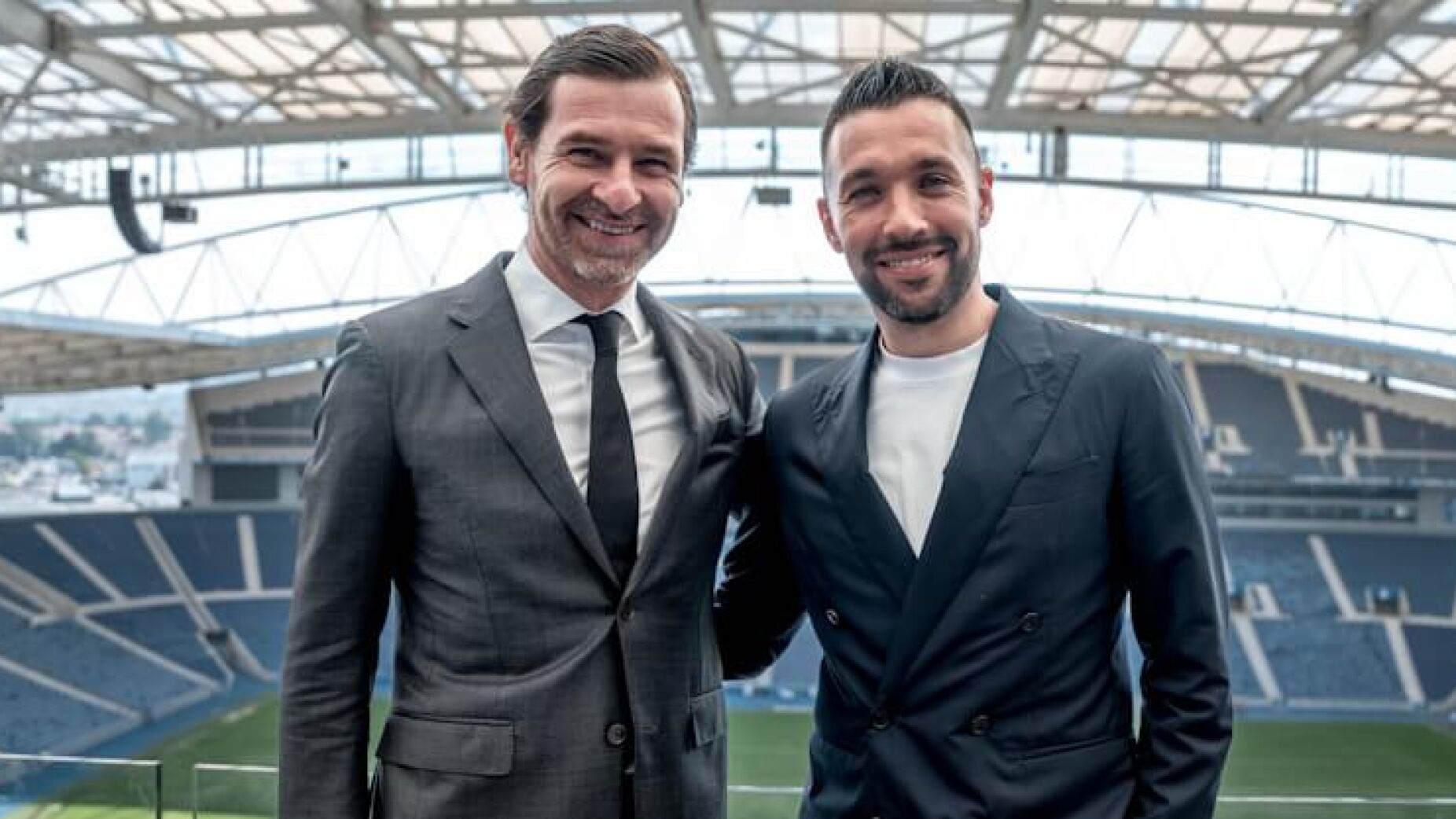 Farioli já fala à FC Porto: "Tive uma conexão instantânea com Villas-Boas"