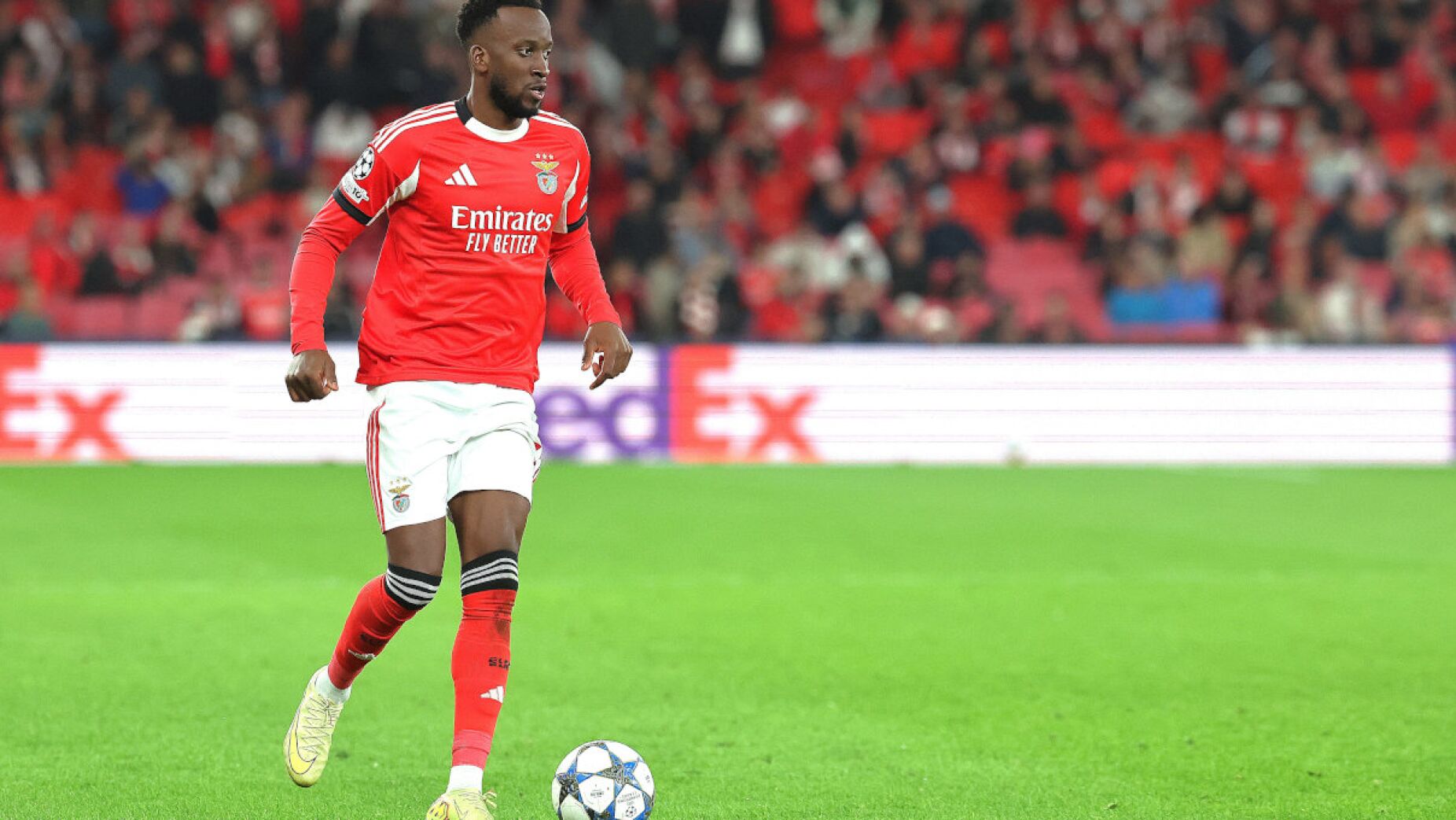 L&aacute;grimas, golos e um sonho maior: Lukebakio emociona-se e aponta ao Mundial