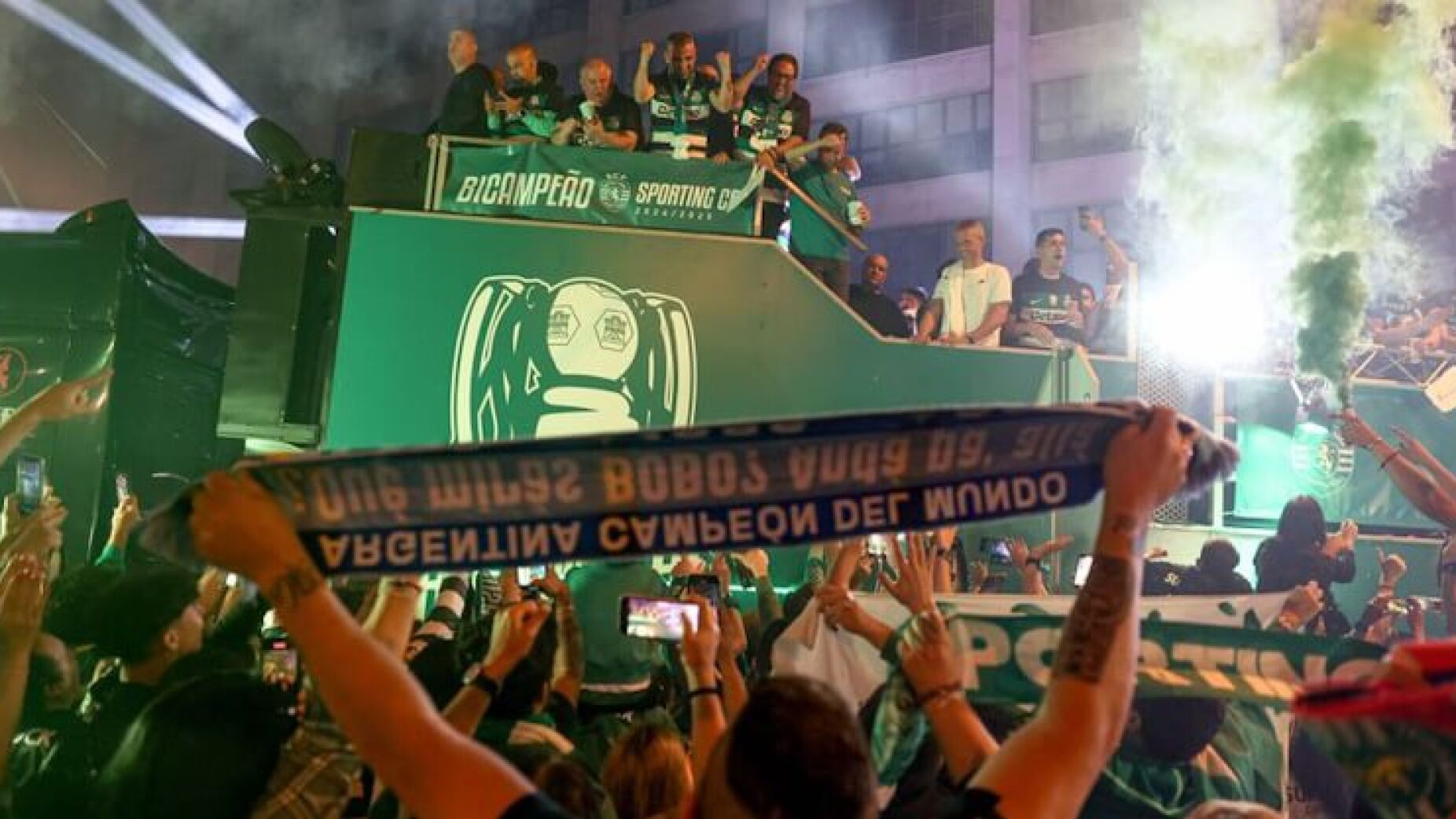 Adepto do Sporting perde olho nos festejos do bicampeonato por causa da PSP
