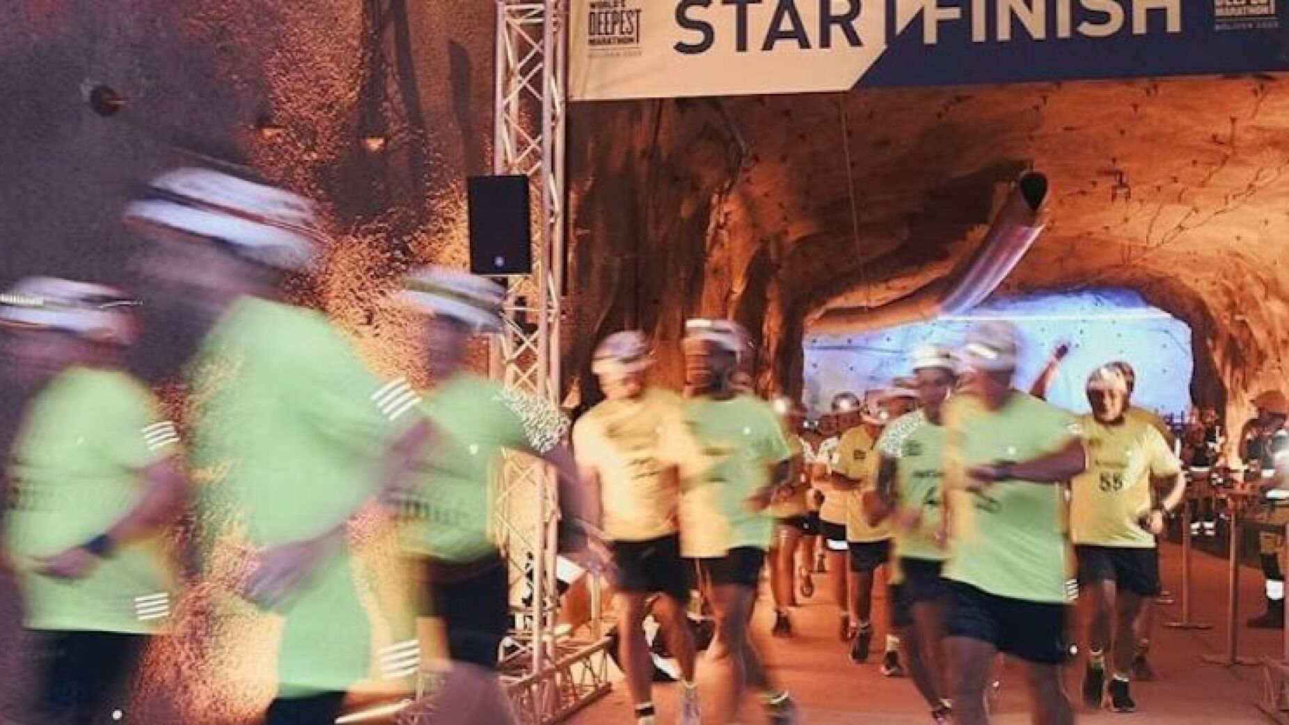 A maratona mais profunda do mundo: 42 km corridos a um quil&oacute;metro debaixo da terra