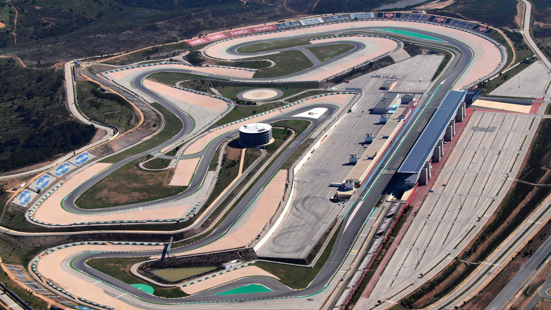 Oficial: F&oacute;rmula 1 est&aacute; de regresso a Portugal em 2027 e 2028