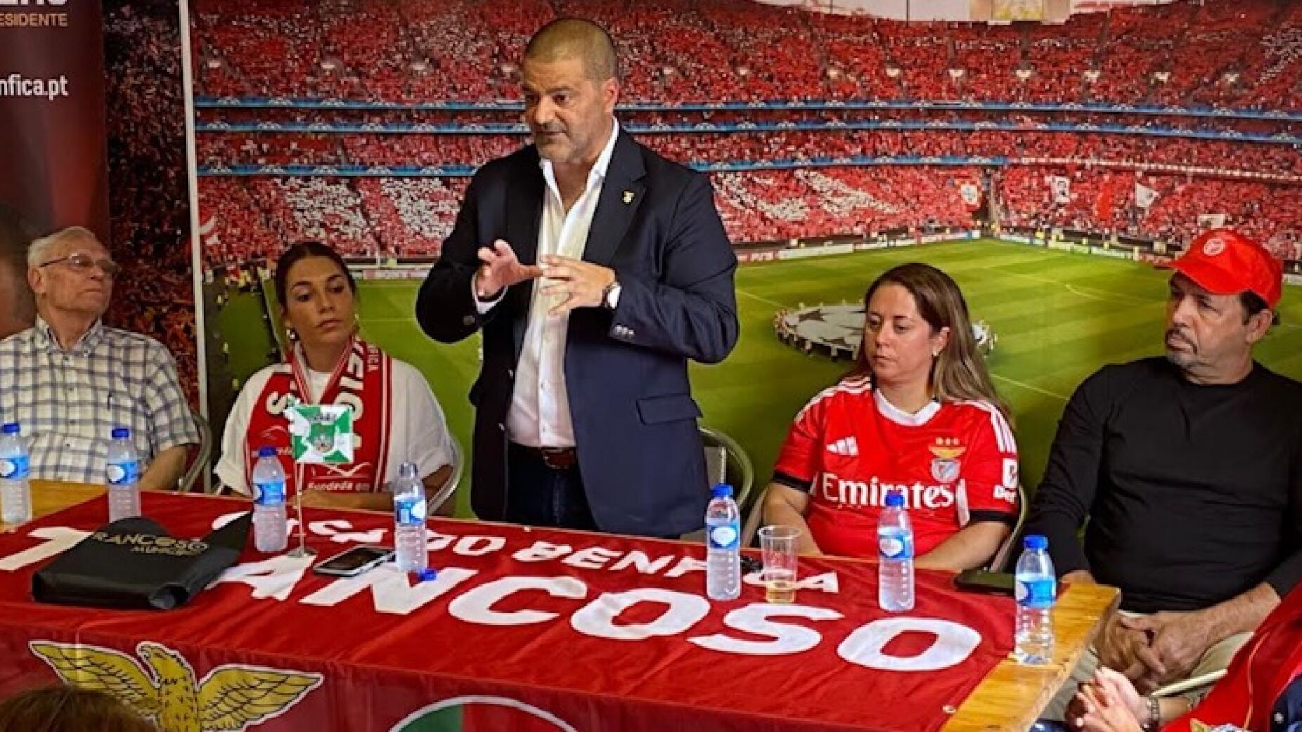 Cristóvão Carvalho apresenta propostas em sessão emotiva em Trancoso