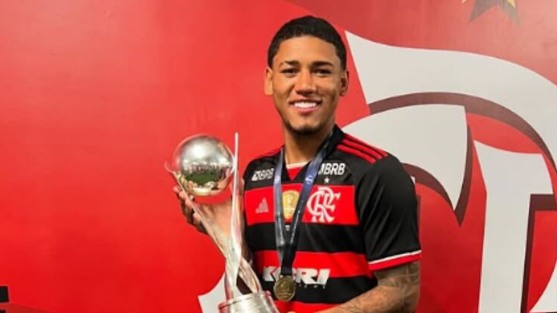 Rayan Lucas a caminho do Sporting por empréstimo do Flamengo