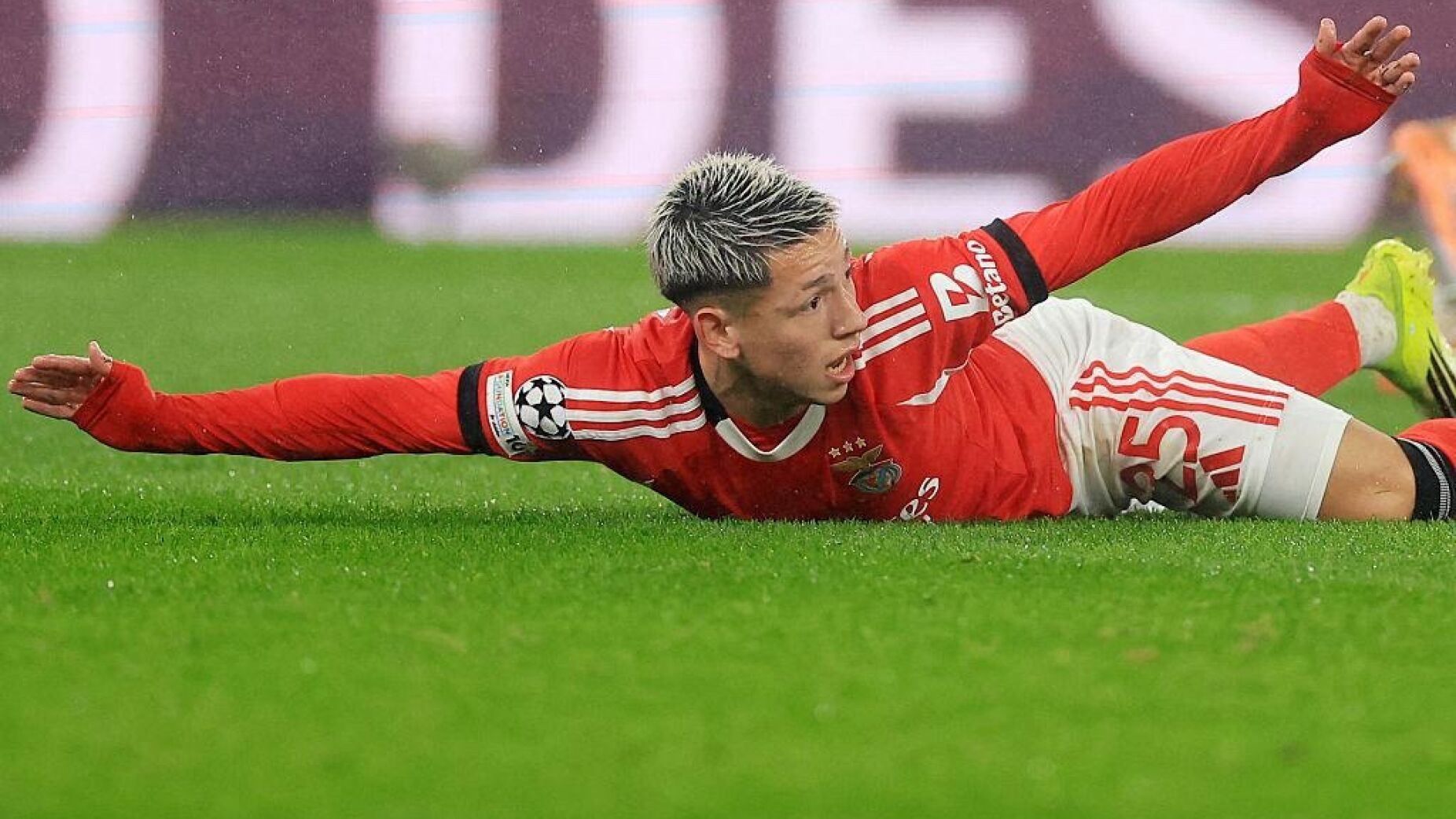 A poucas horas do jogo, chega a decis&atilde;o que o Benfica temia