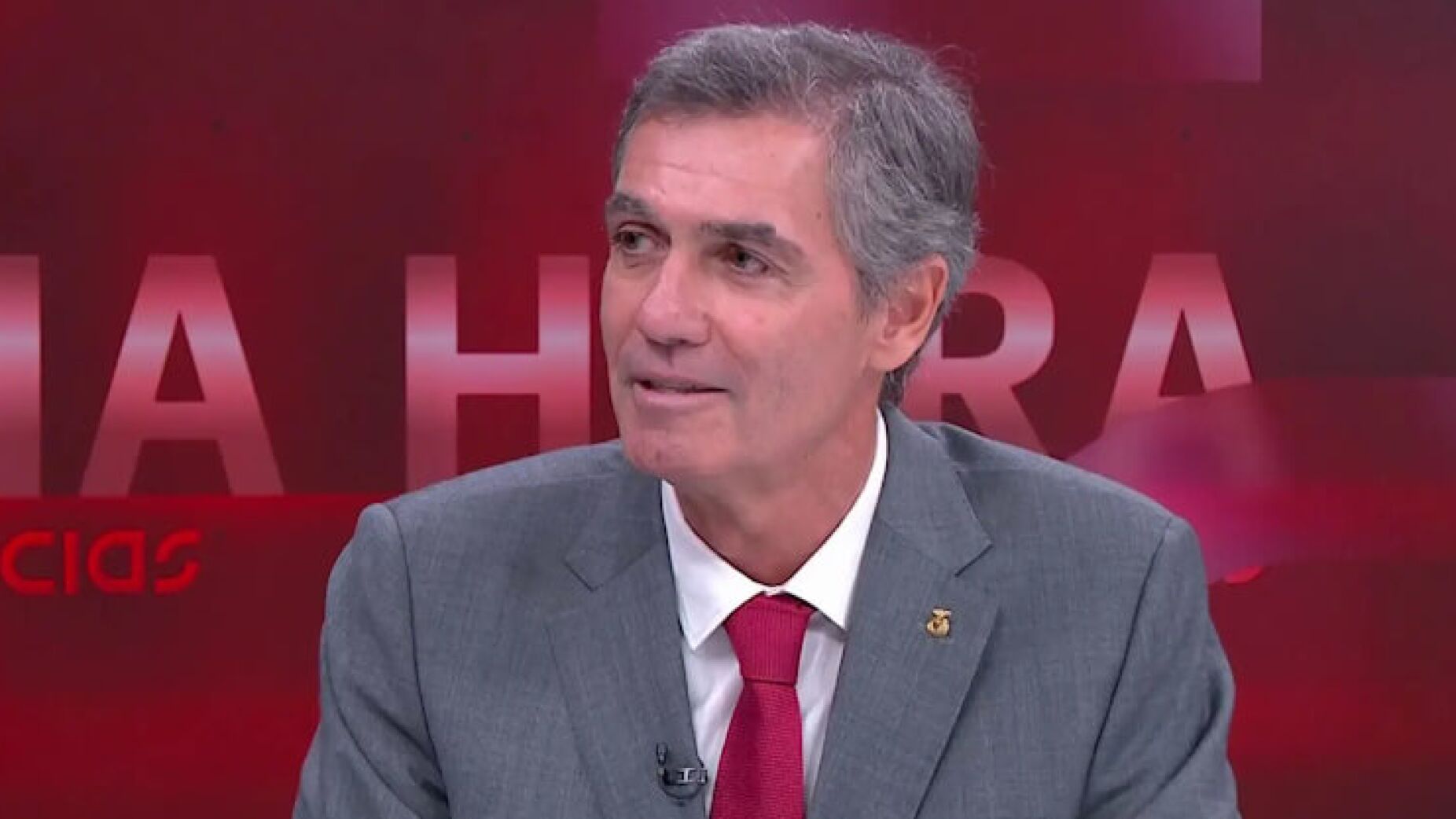 Noronha Lopes arrasa Rui Costa e acusa Manteigas de plano contra Vieira