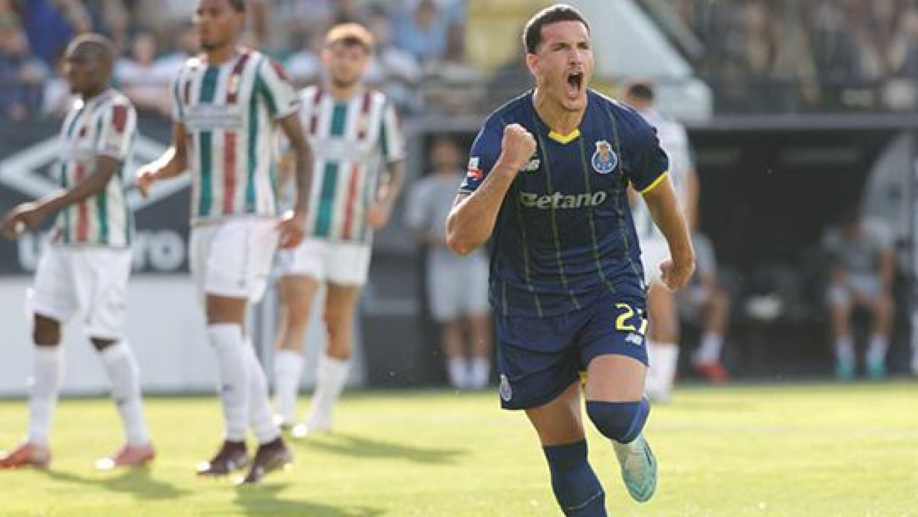 FC Porto pode ser campe&atilde;o j&aacute; s&aacute;bado: as contas do t&iacute;tulo ap&oacute;s vit&oacute;ria na Amadora