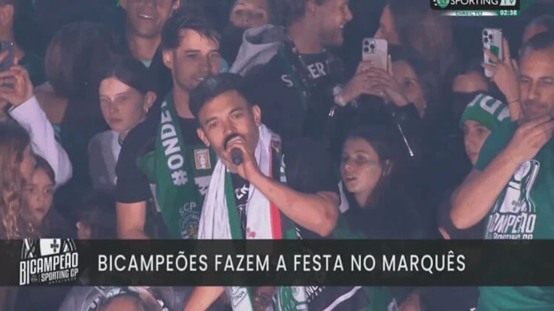 Pote imita mic drop de Amorim e deixa aviso sobre o tricampeonato
