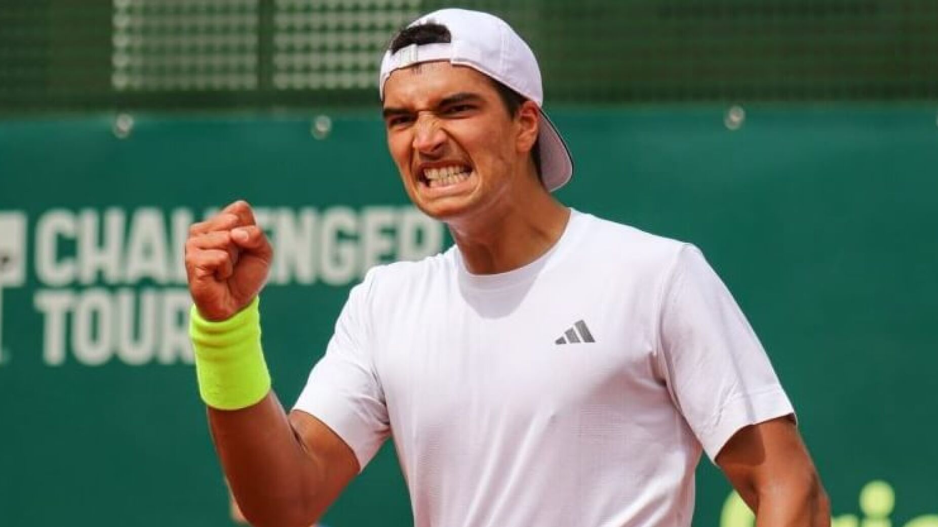 Henrique Rocha nas 'meias' do Challenger de Lisboa