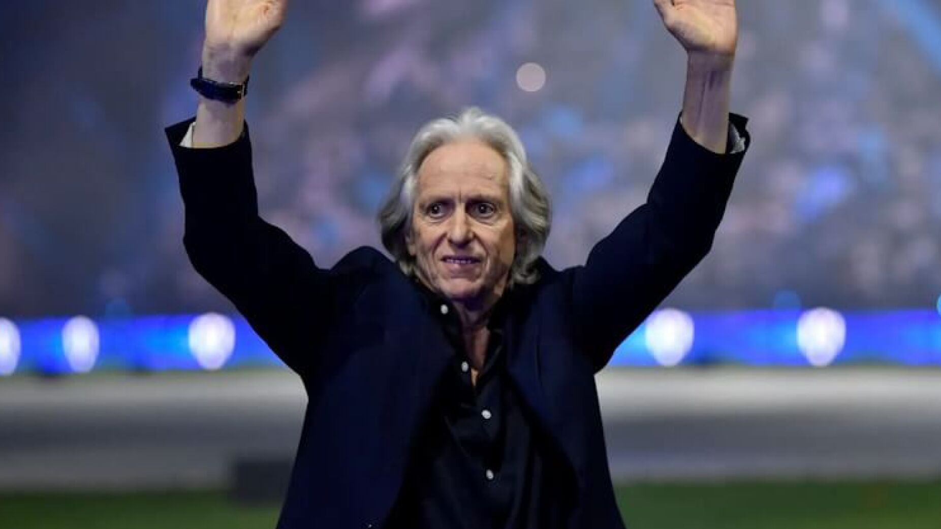 Jesus recebe reforço do Al Nassr, arrisca no inglês e deu nisto