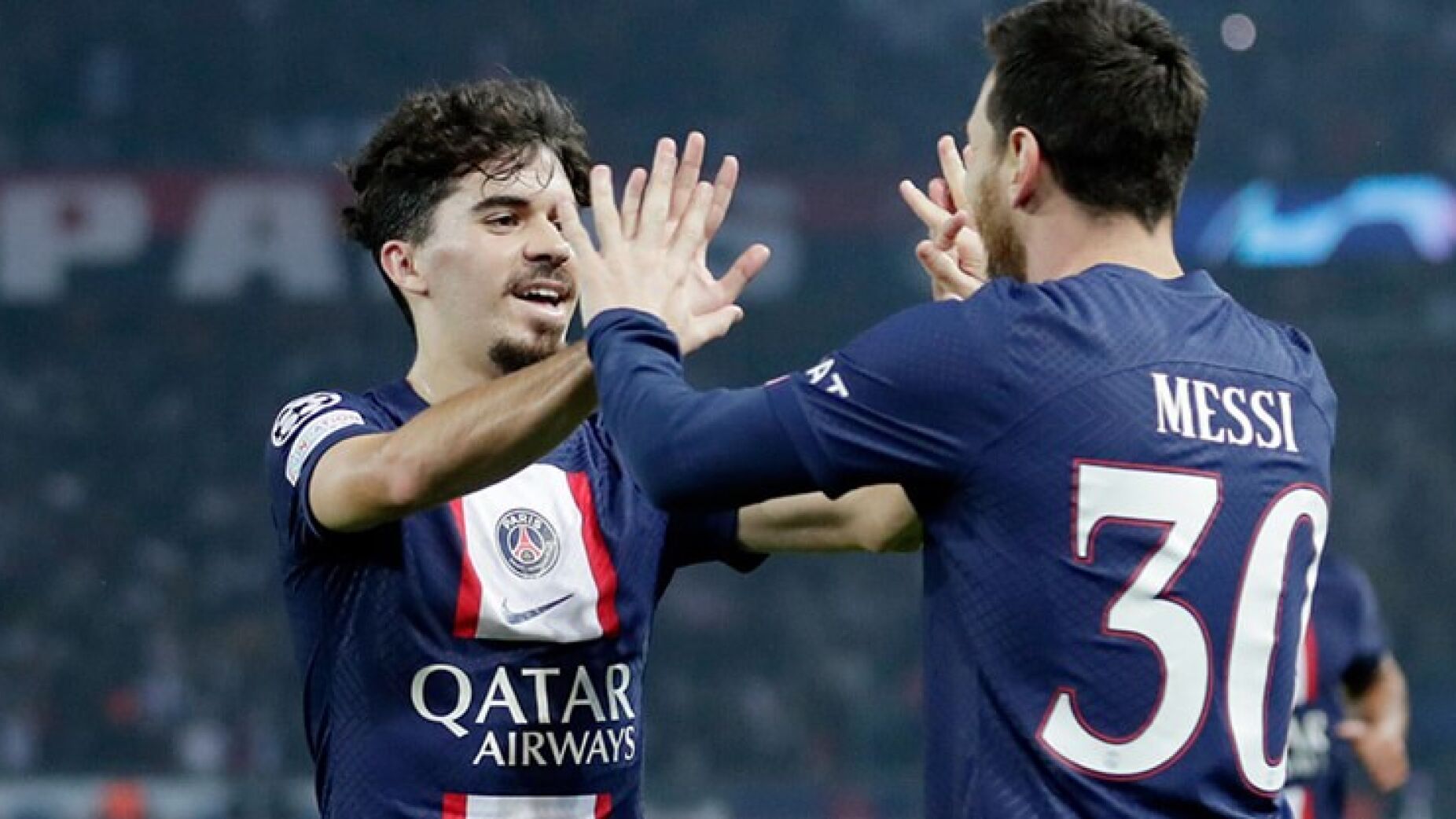 Dois anos depois da polémica no PSG, Messi e Vitinha reencontram-se