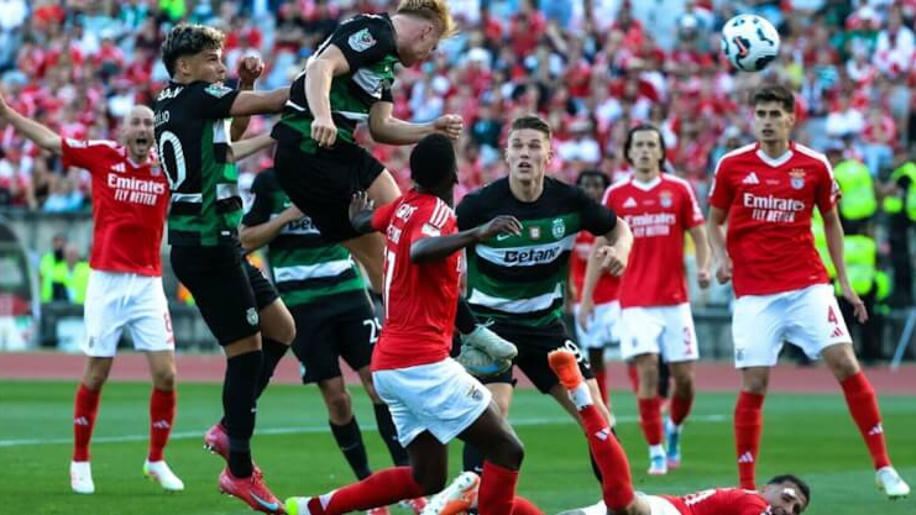 Benfica já fez queixa junto da UEFA, FIFA e International Board