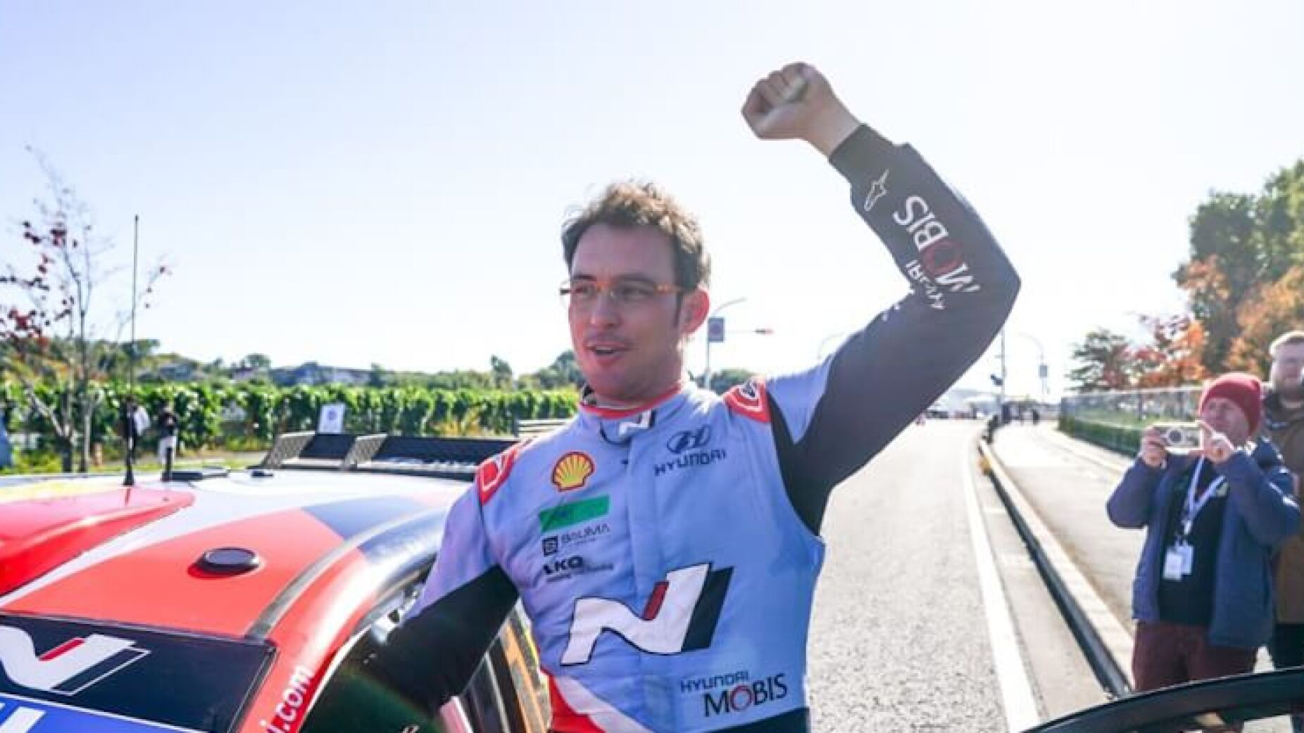 Thierry Neuville conquista primeiro título mundial em Ralis