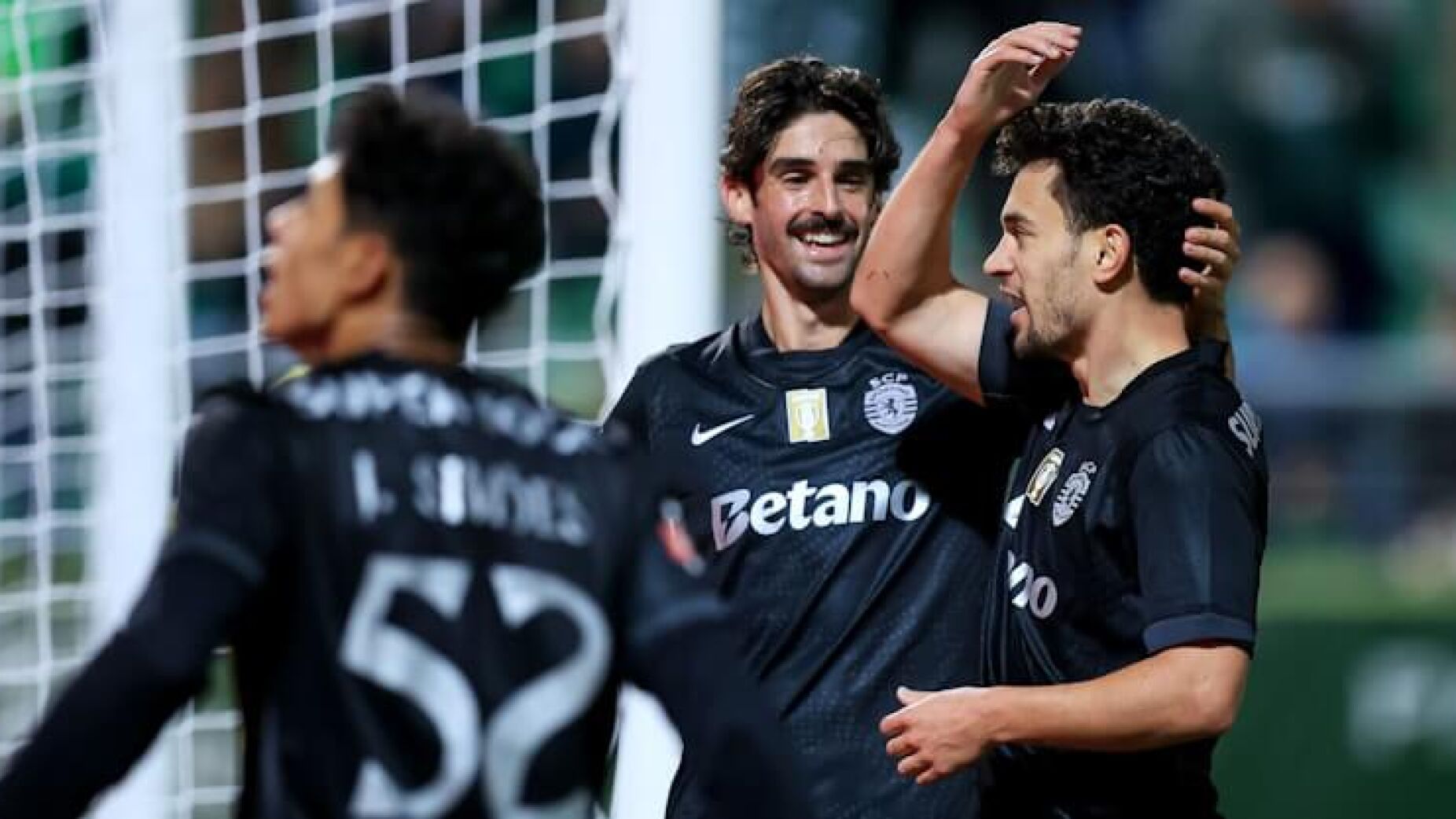 Sporting alcança triunfo tranquilo em Tondela (VÍDEO)