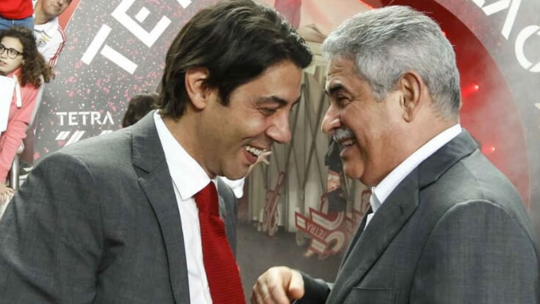 João Gabriel acusa Rui Costa de falta de memória: "Vieira salvou o Benfica"