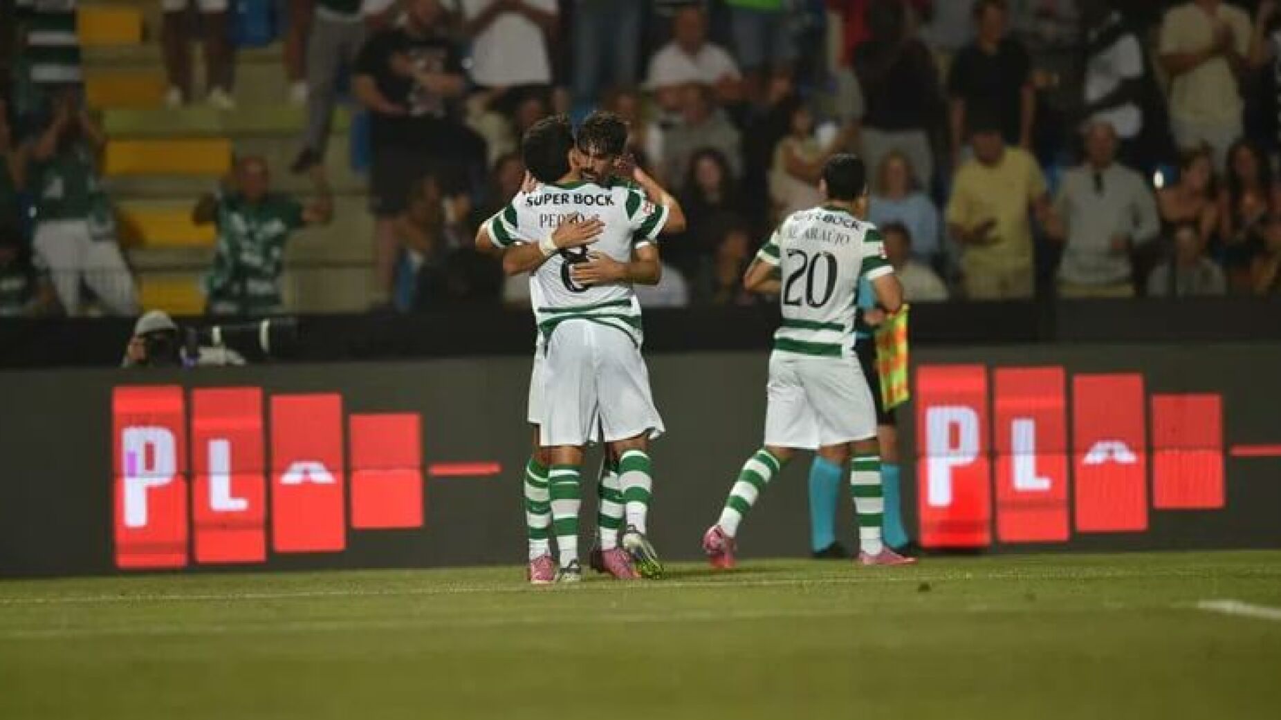 Entrada à bicampeão: Sporting arranca com vitória sobre o Casa Pia