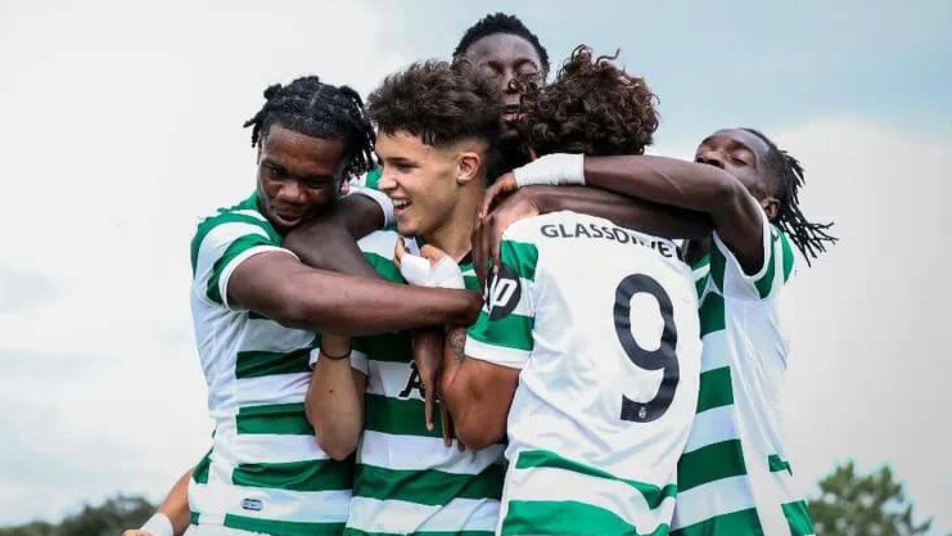 Irmão de Rafael Leão dá vitória dramática ao Sporting na Youth League