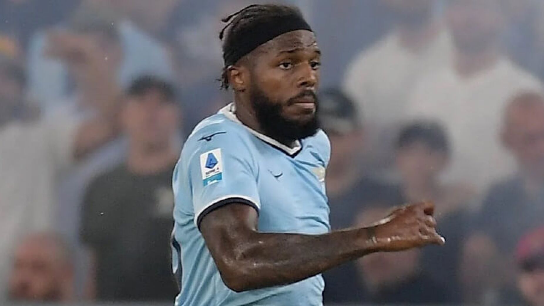 Lazio compra Nuno Tavares para vendê-lo imediatamente