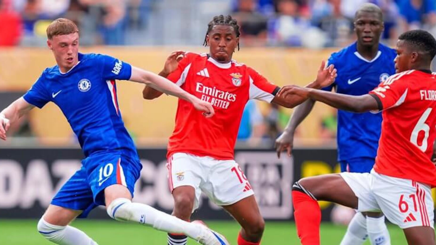 Após tempestade veio o descalabro: Benfica fora do Mundial de Clubes